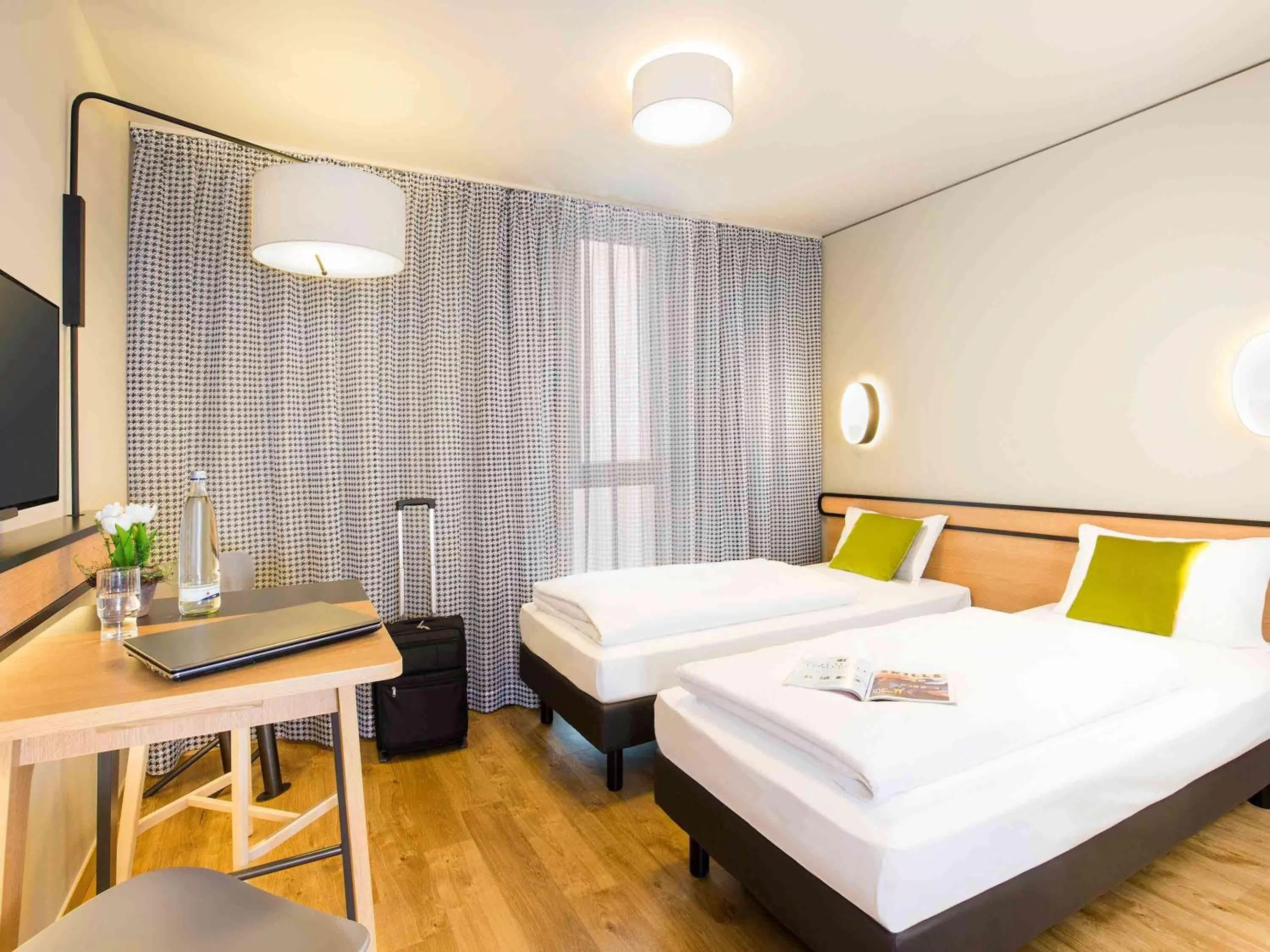 Photo of the whole room, Bed in Aparthotel Adagio access München City Olympiapark