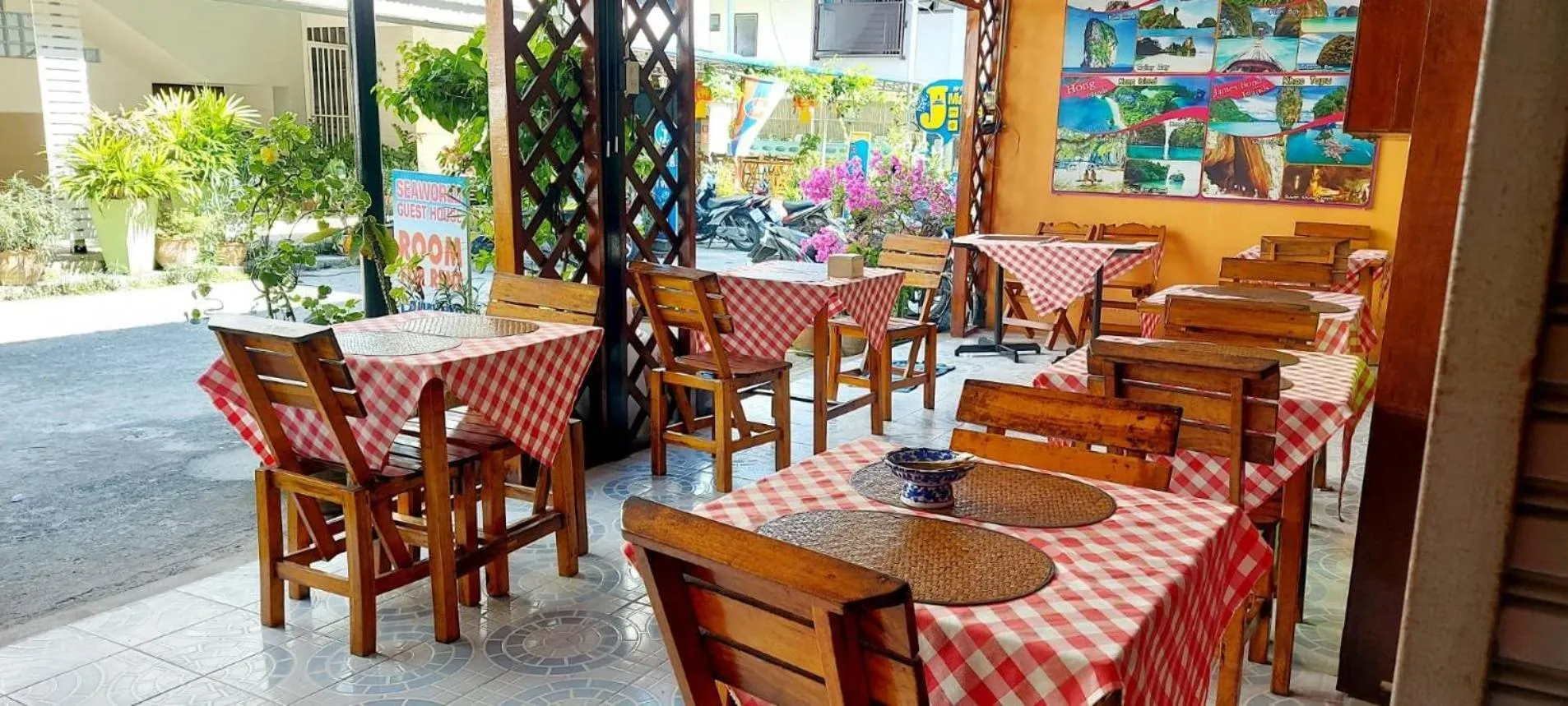 Business facilities in Seaworld Guesthouse