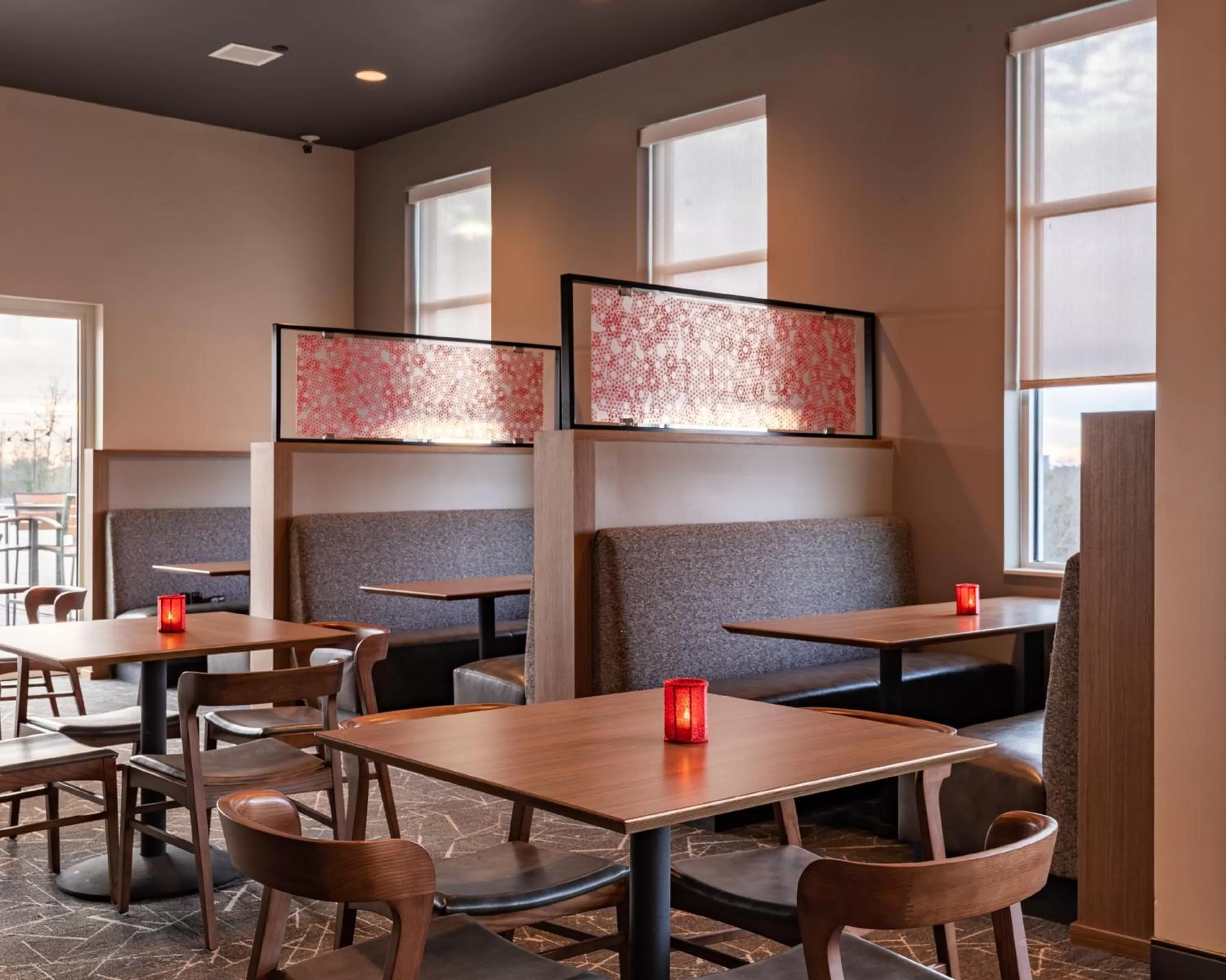 Restaurant/places to eat in Courtyard by Marriott Atlanta Dunwoody