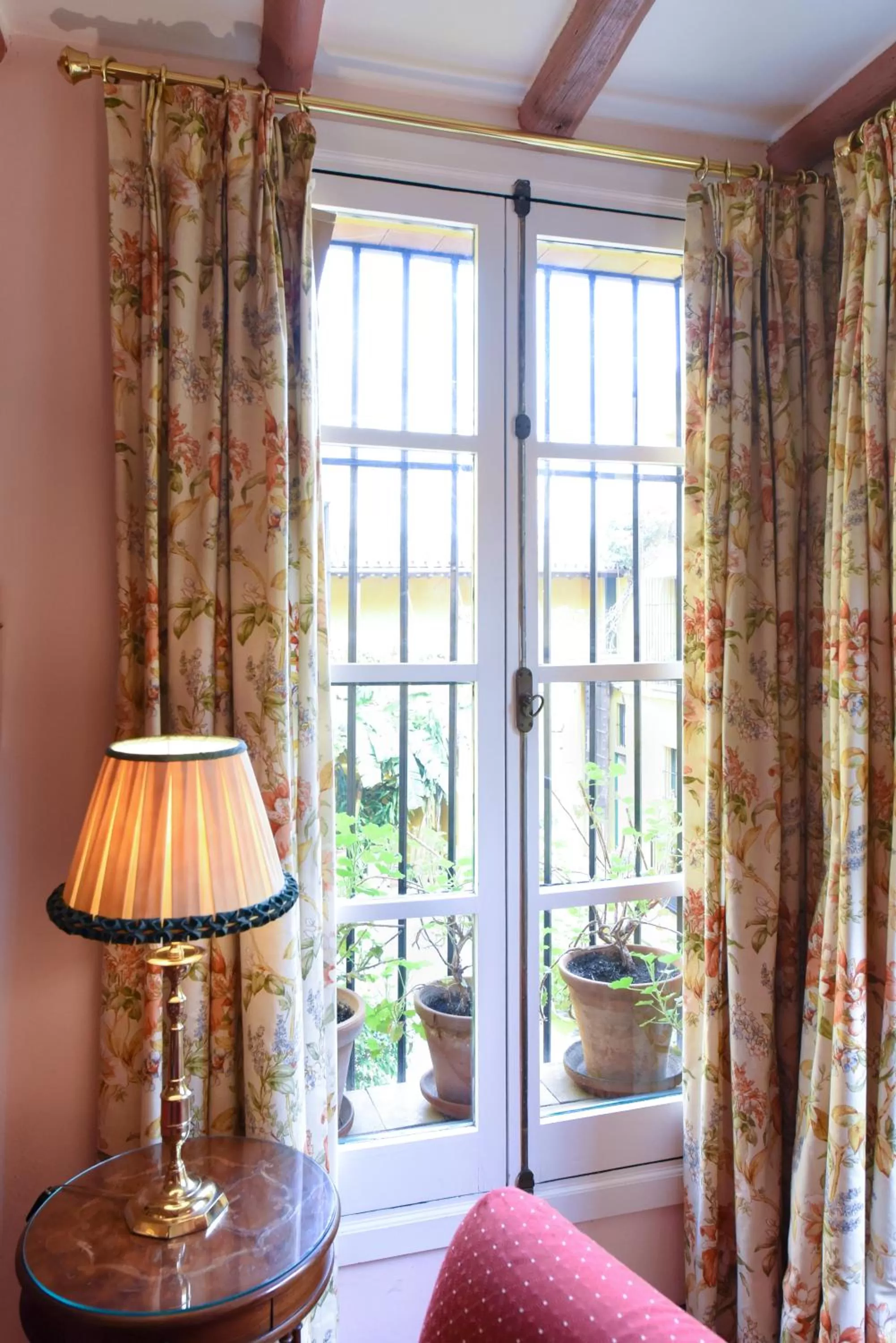 Living room in Hotel Las Casas de la Judería