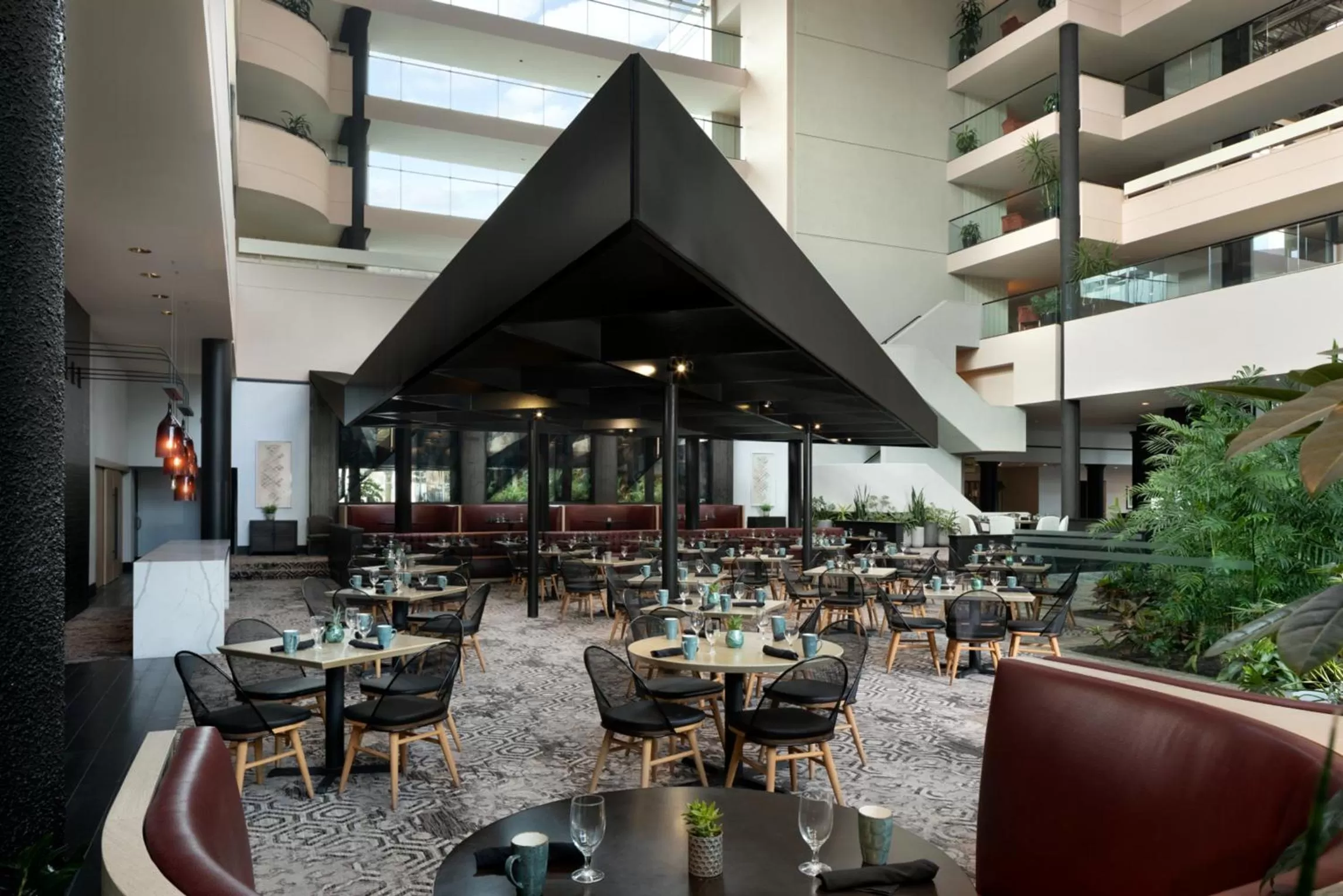 Restaurant/places to eat in Hyatt Regency Houston West