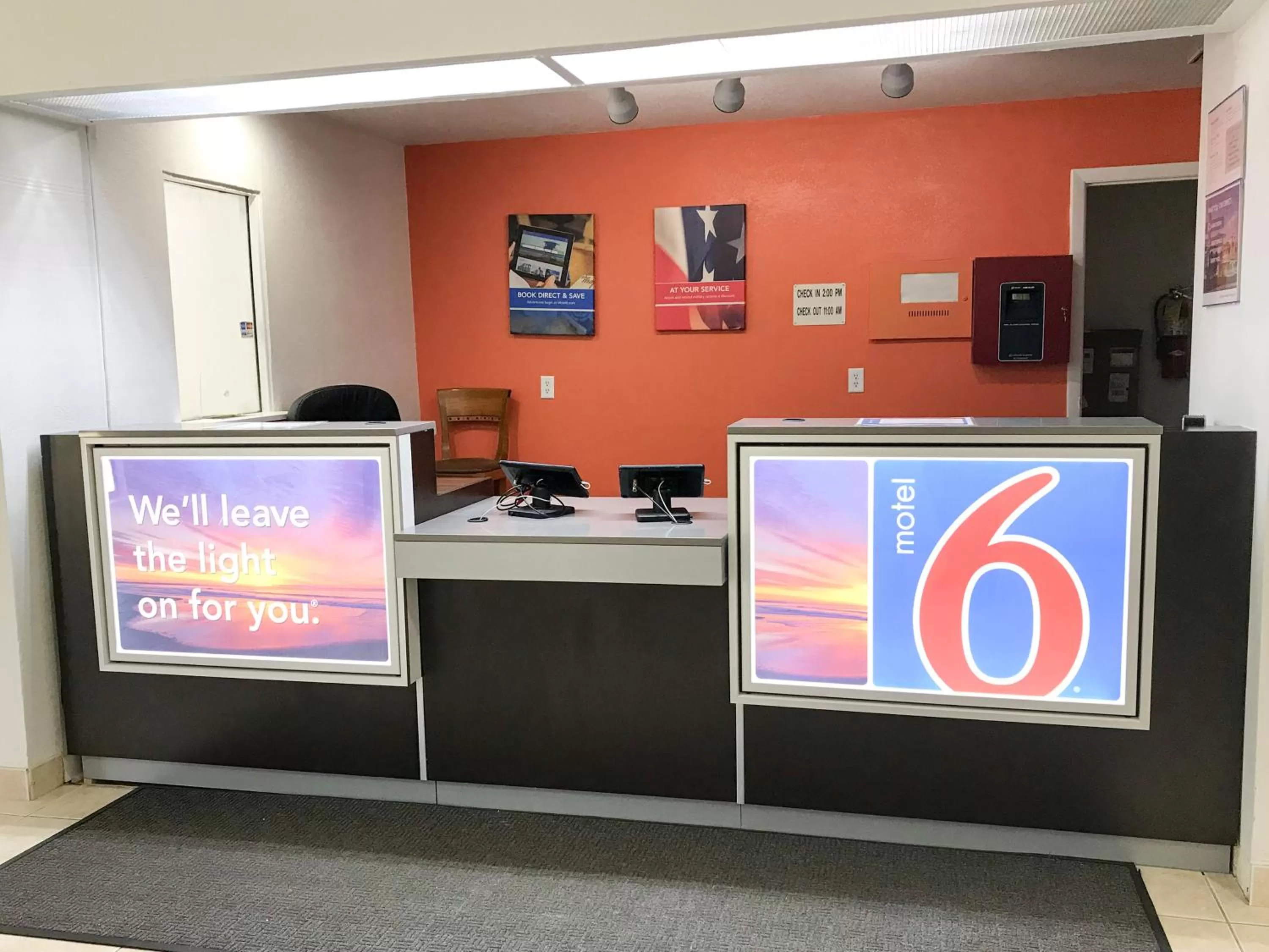 Lobby or reception in Motel 6-Bremen, GA