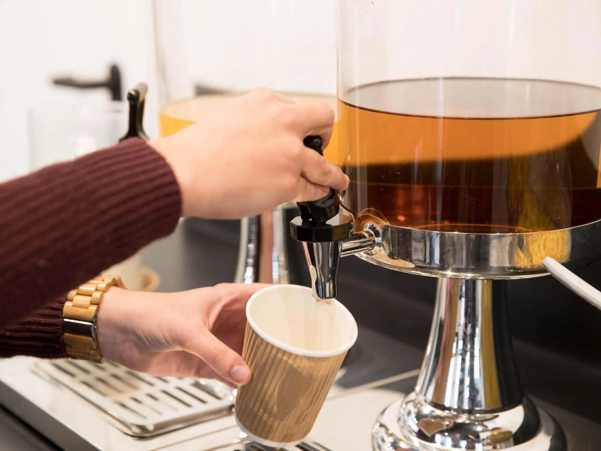 Continental breakfast in room00 Lisboa Hostel