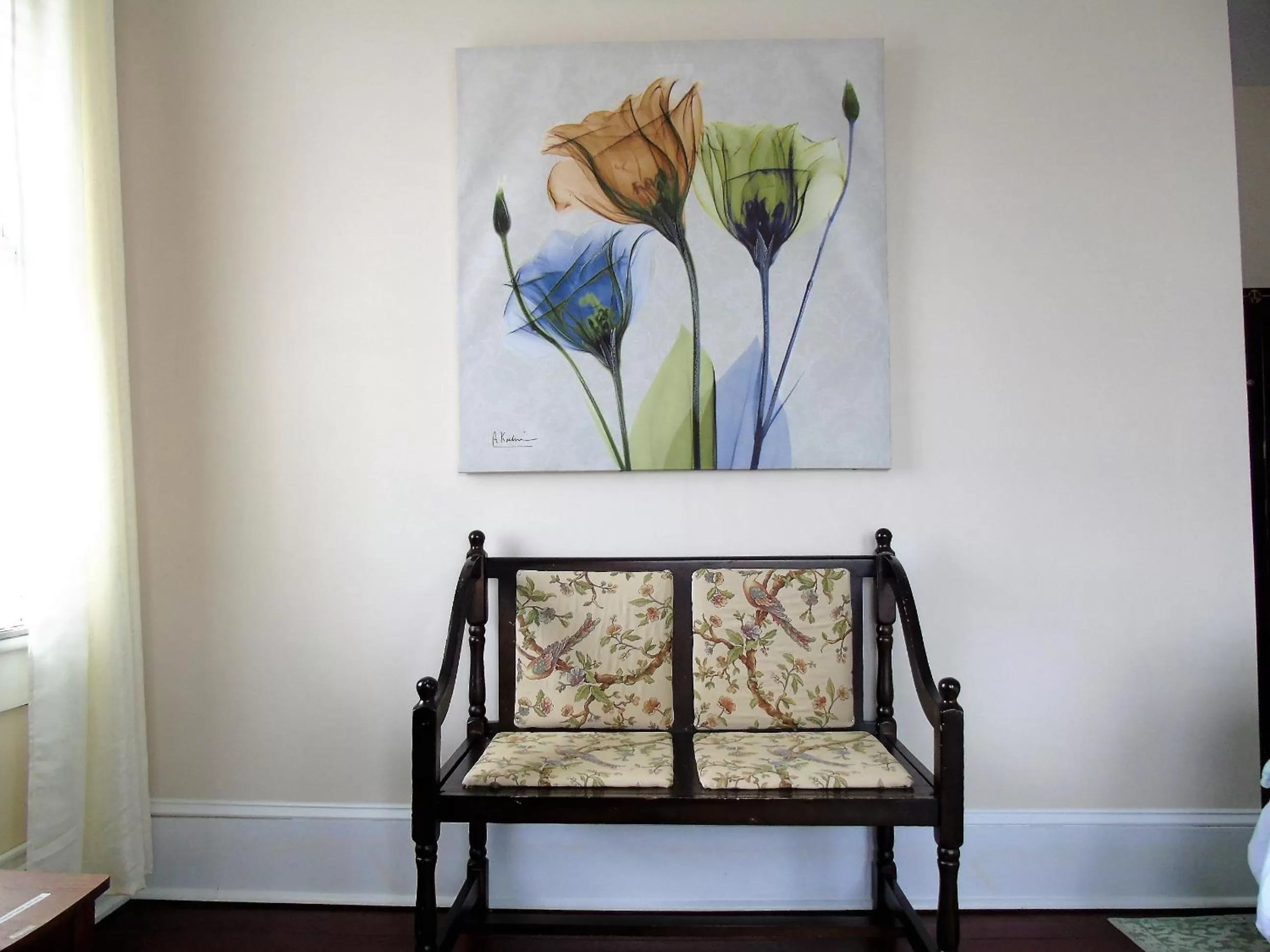 Bedroom in The Charleston Inn