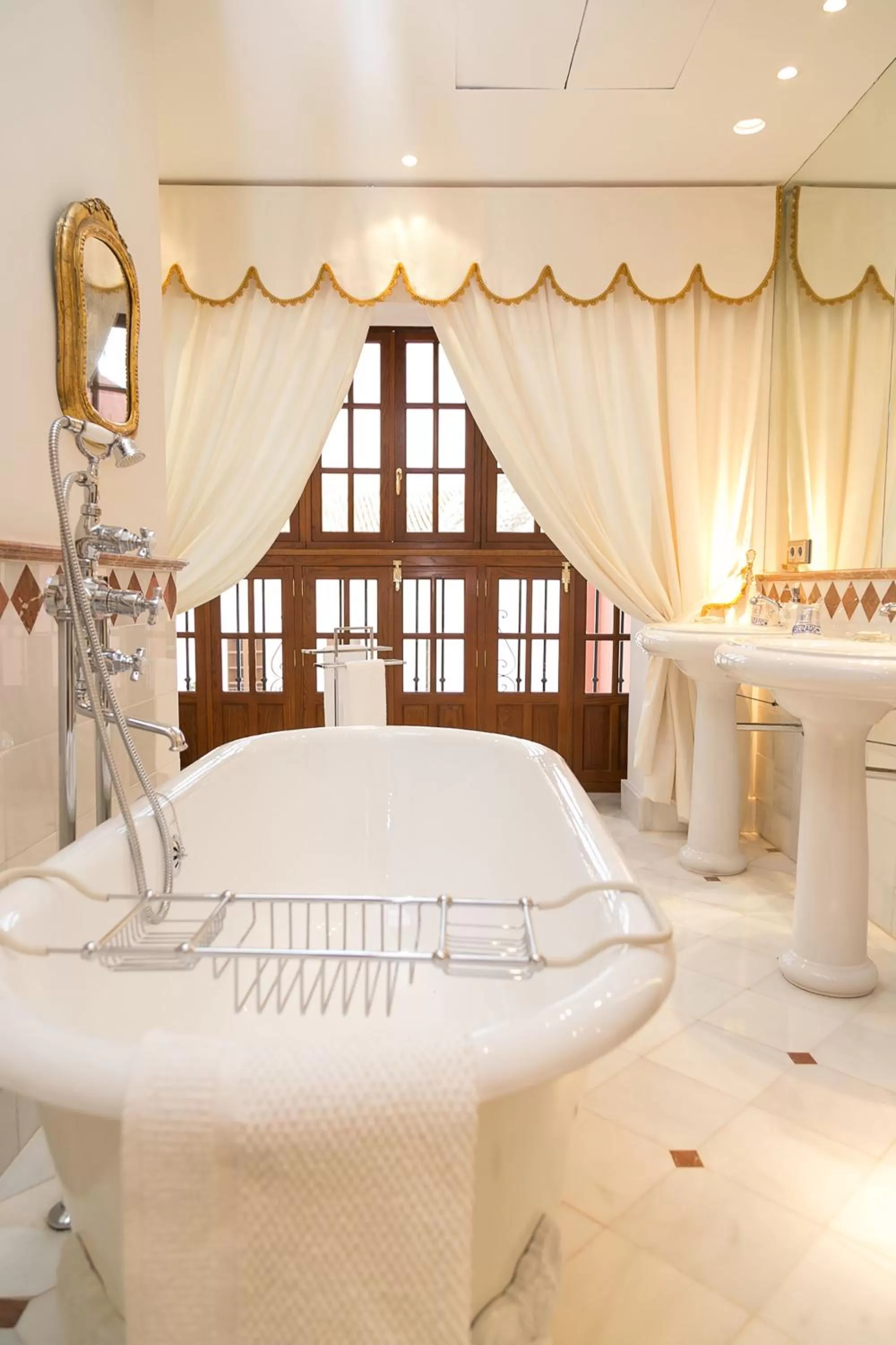 Bathroom in Hotel Ateneo Sevilla