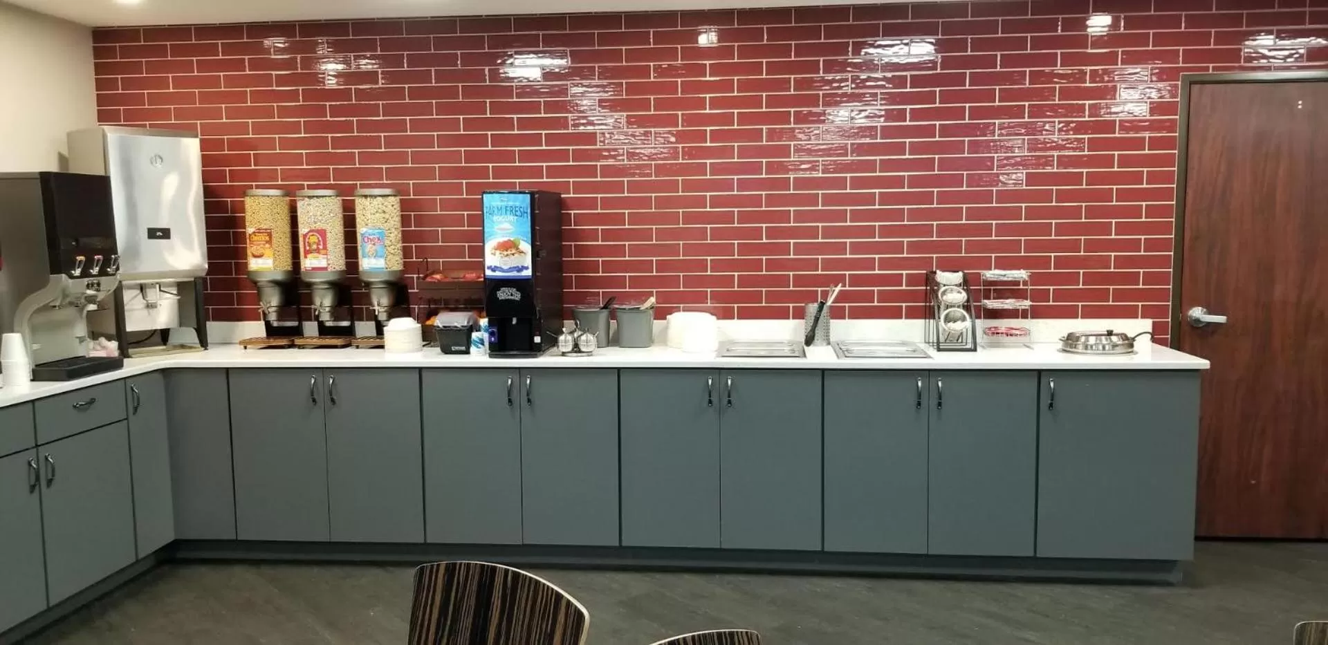 Continental breakfast in Kelly Inn Billings