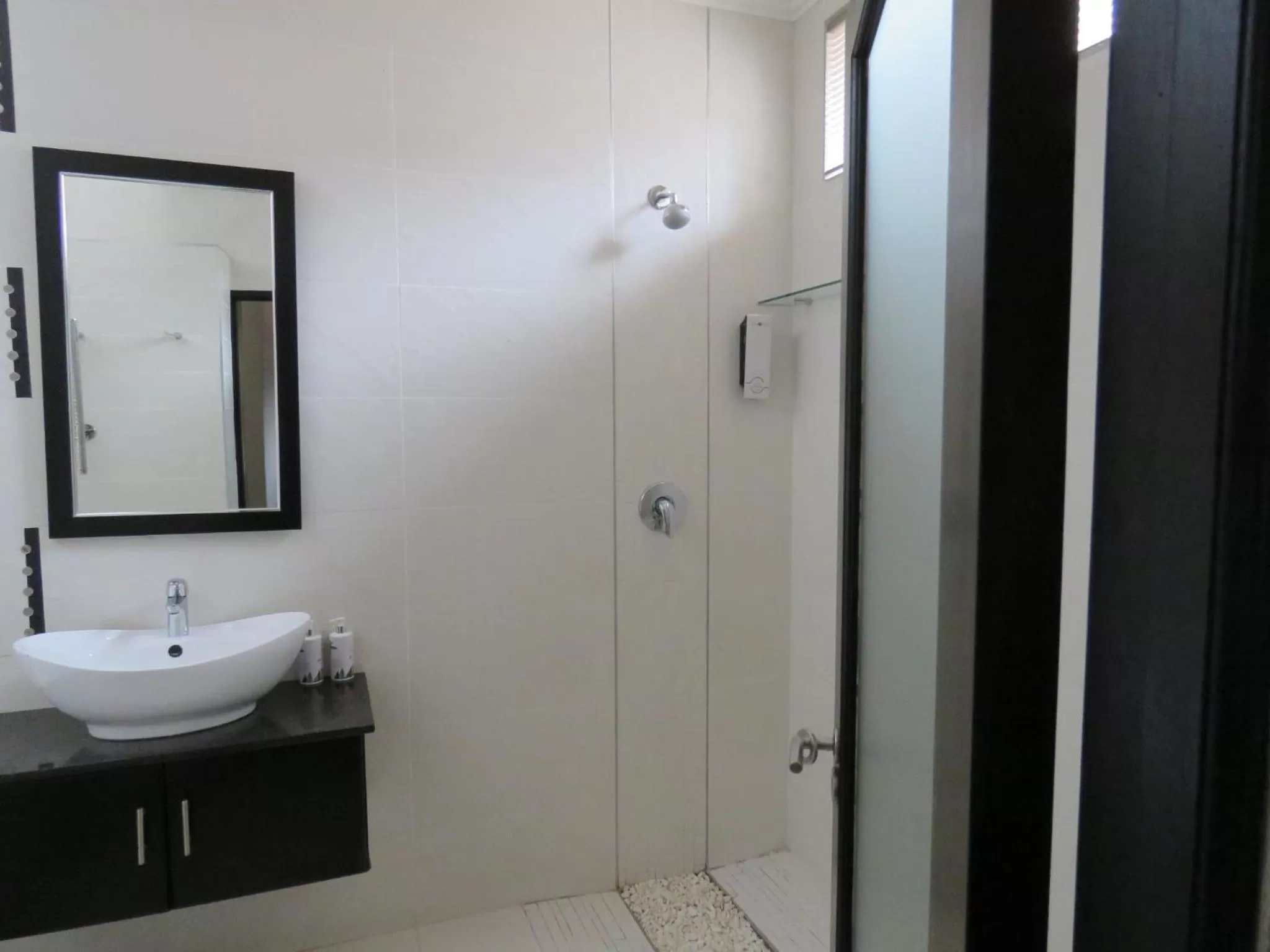 Bathroom in Jedidja Bed and Breakfast