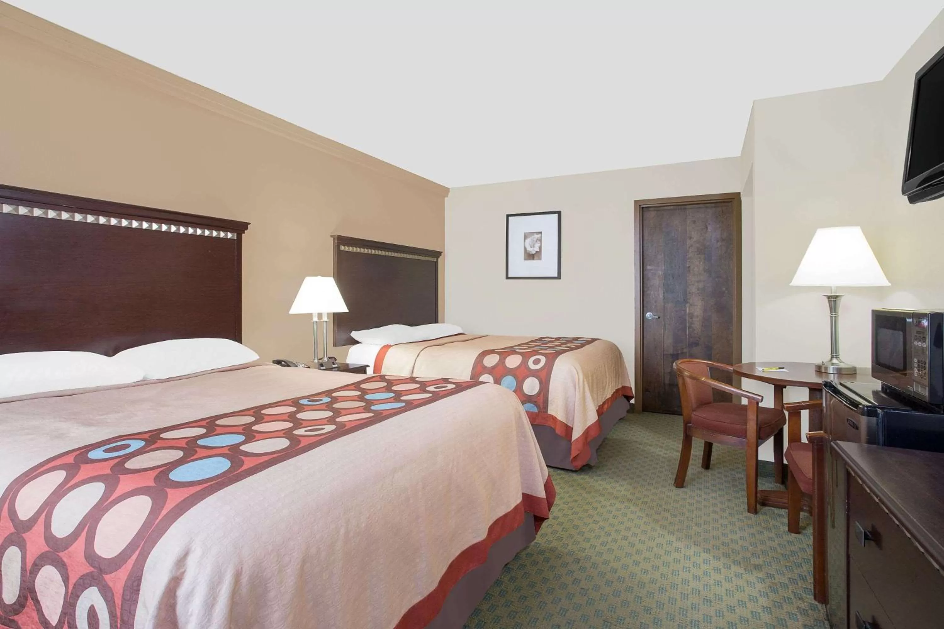 Bedroom, Bed in Super 8 by Wyndham Danville