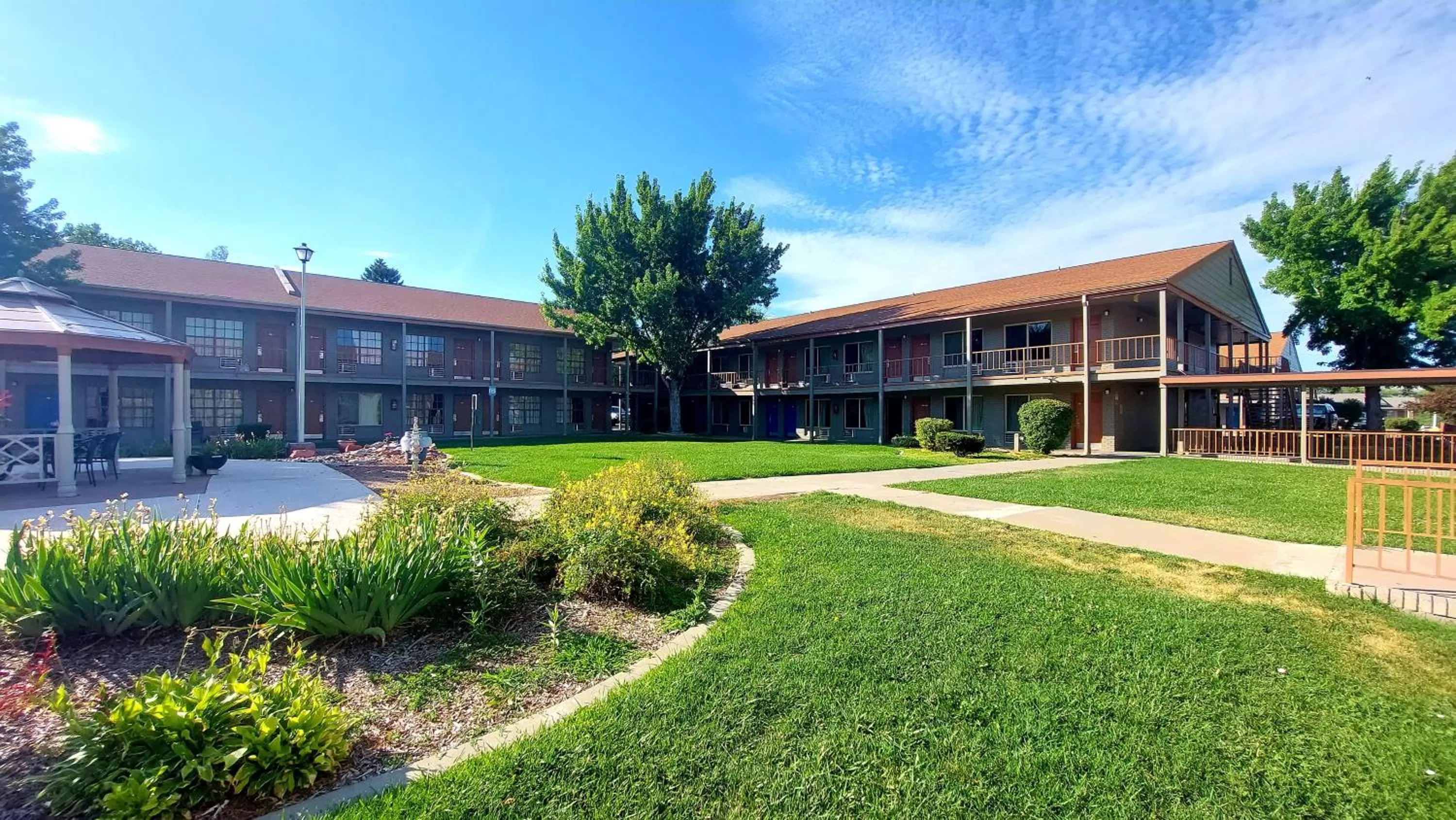 Inner courtyard view in Ville 718