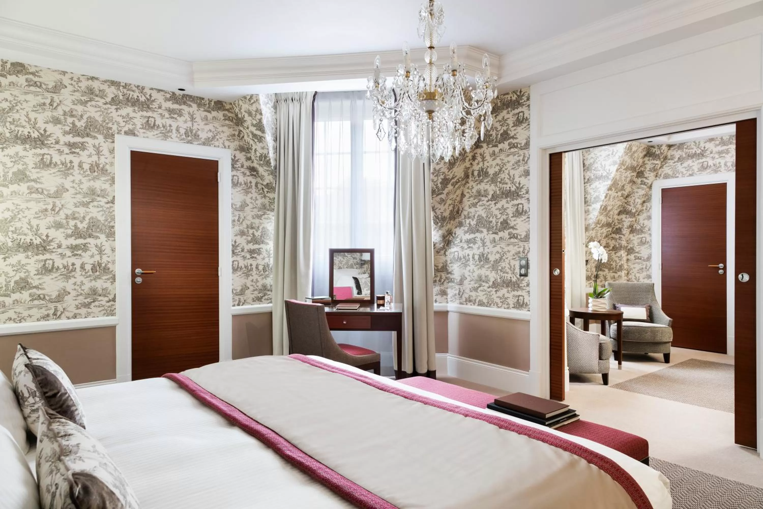Prestige Junior Suite in Hôtel Barrière Le Normandy