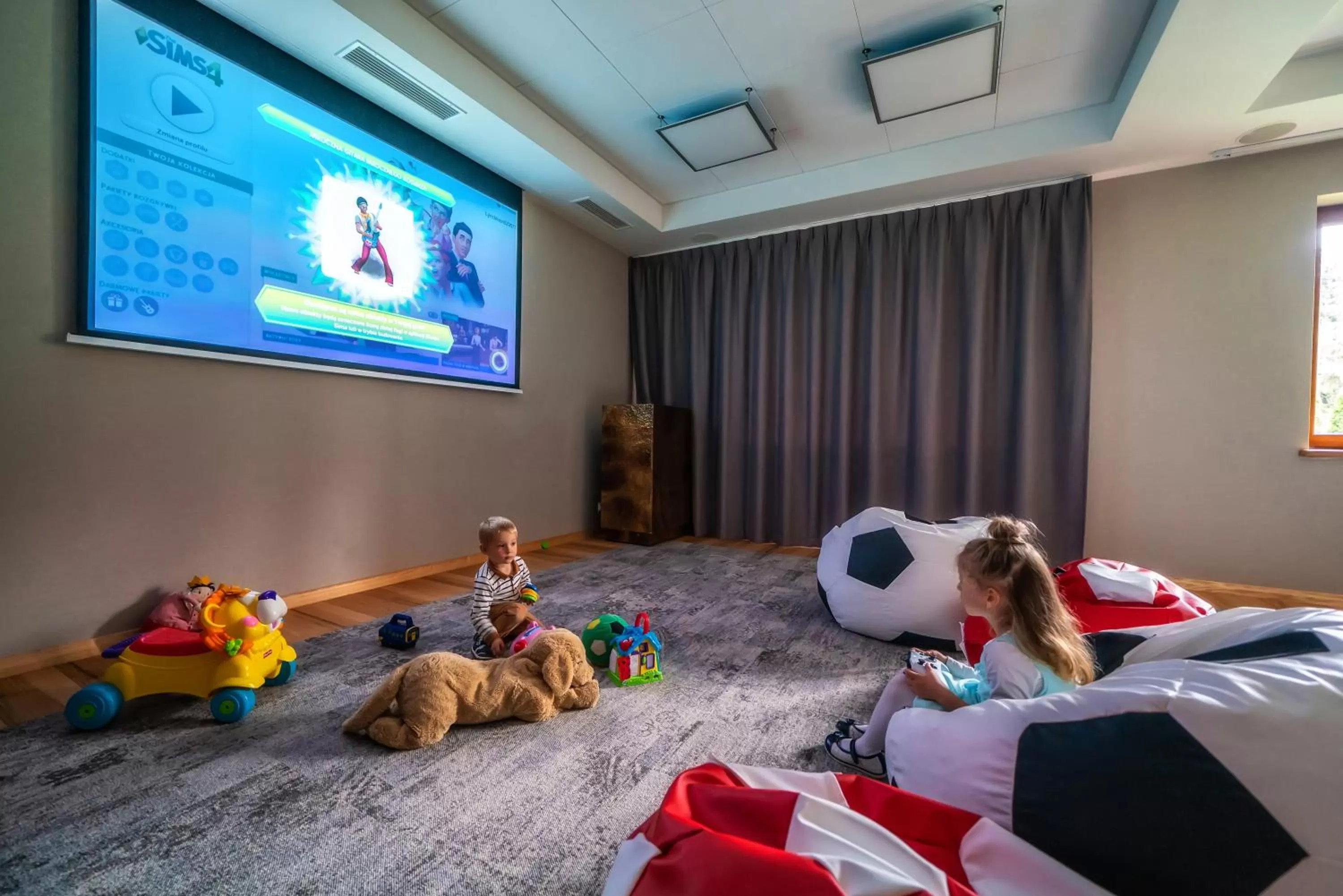 Game Room in Gold Hotel