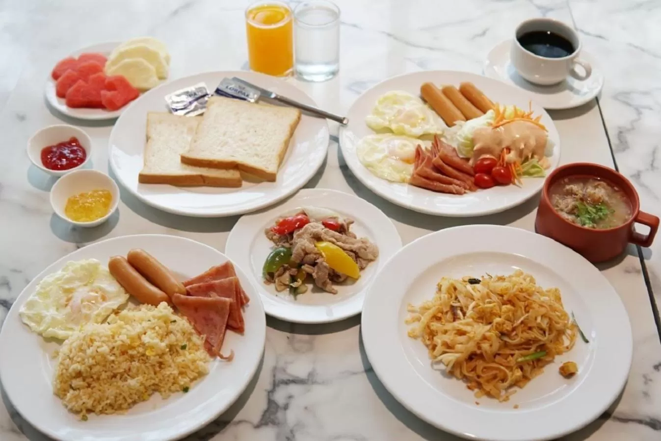 Breakfast in Tinidee Hotel Bangkok Golf Club