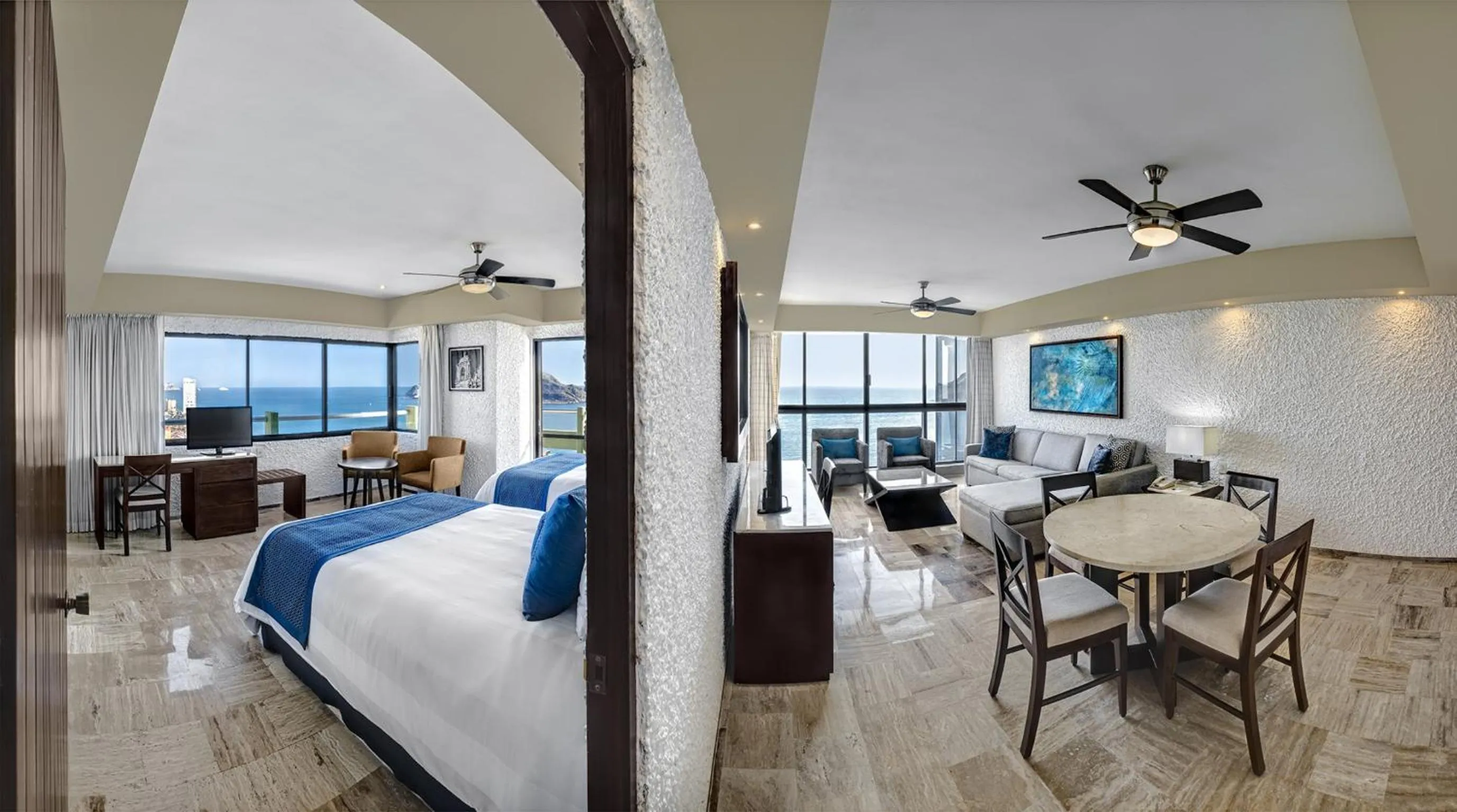 Photo of the whole room, Bed in El Cid El Moro Beach