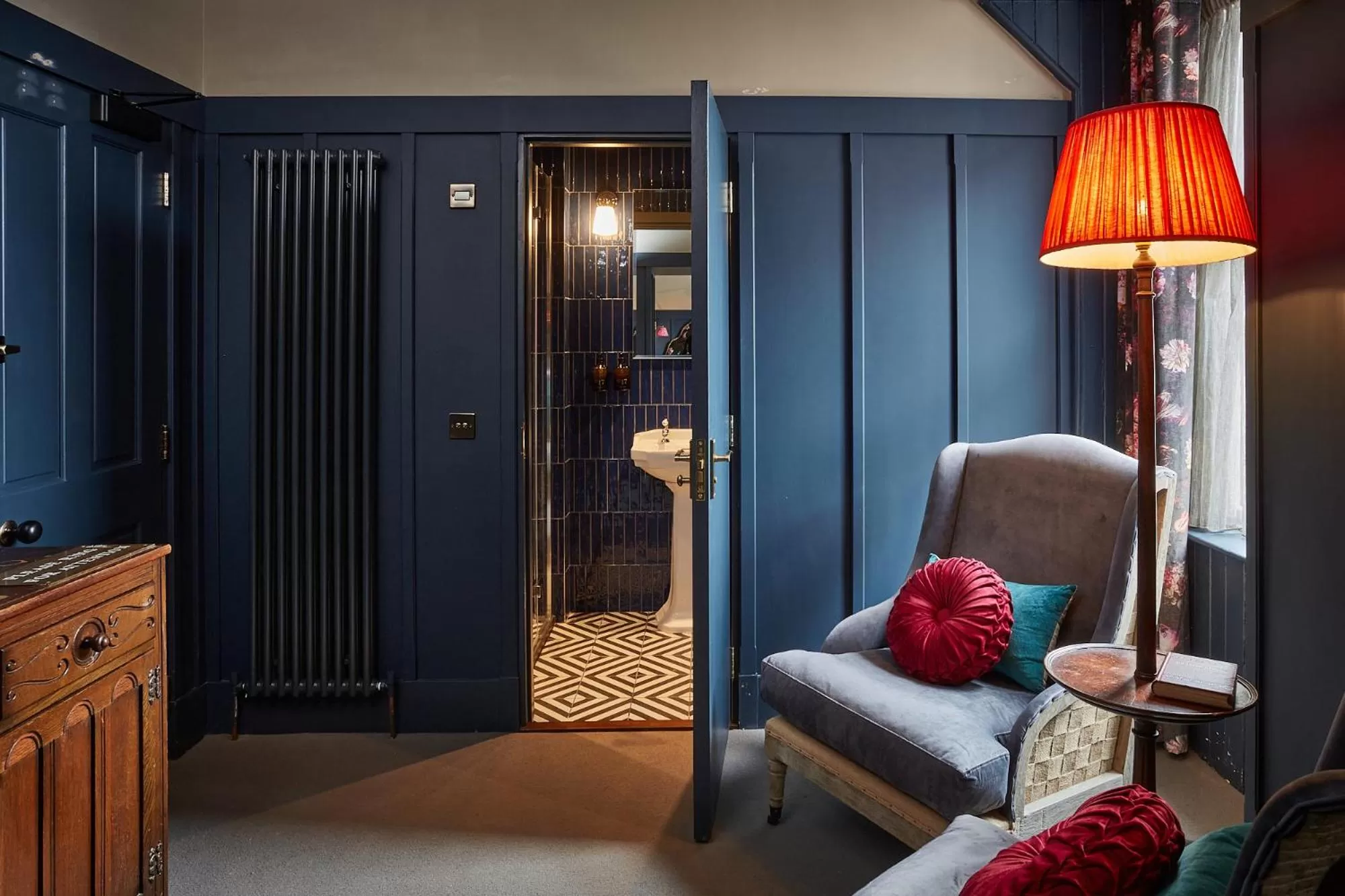 Seating area, Bed in No17 The Promenade