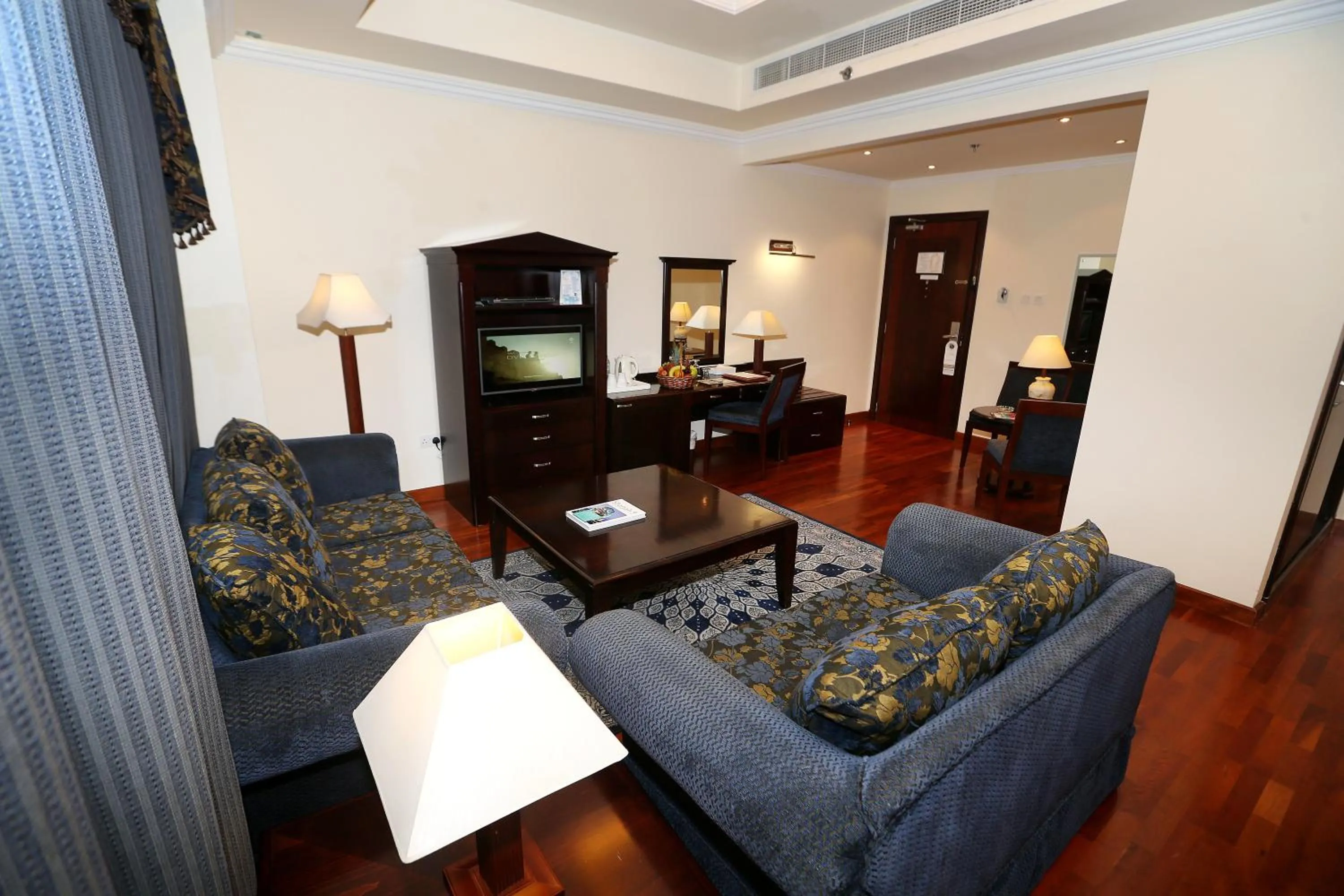 Living room in Sharjah Premiere Hotel & Resort