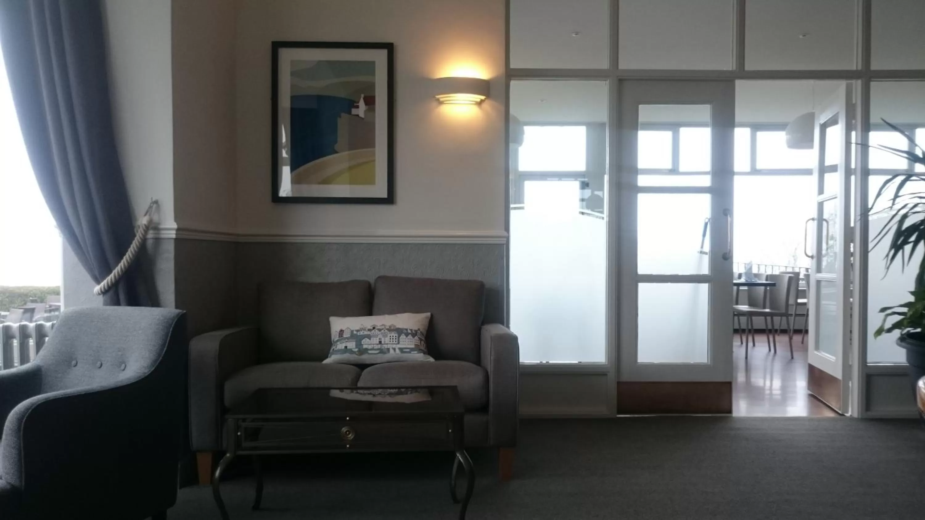 Lobby or reception, Seating Area in The White Lodge Hotel