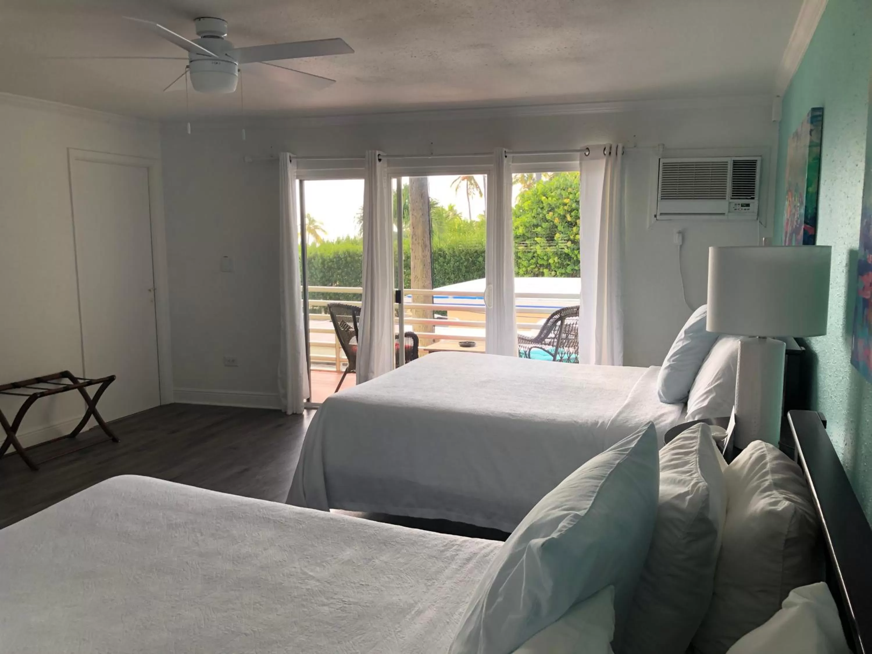 Bedroom, Bed in Drop Anchor Resort & Marina