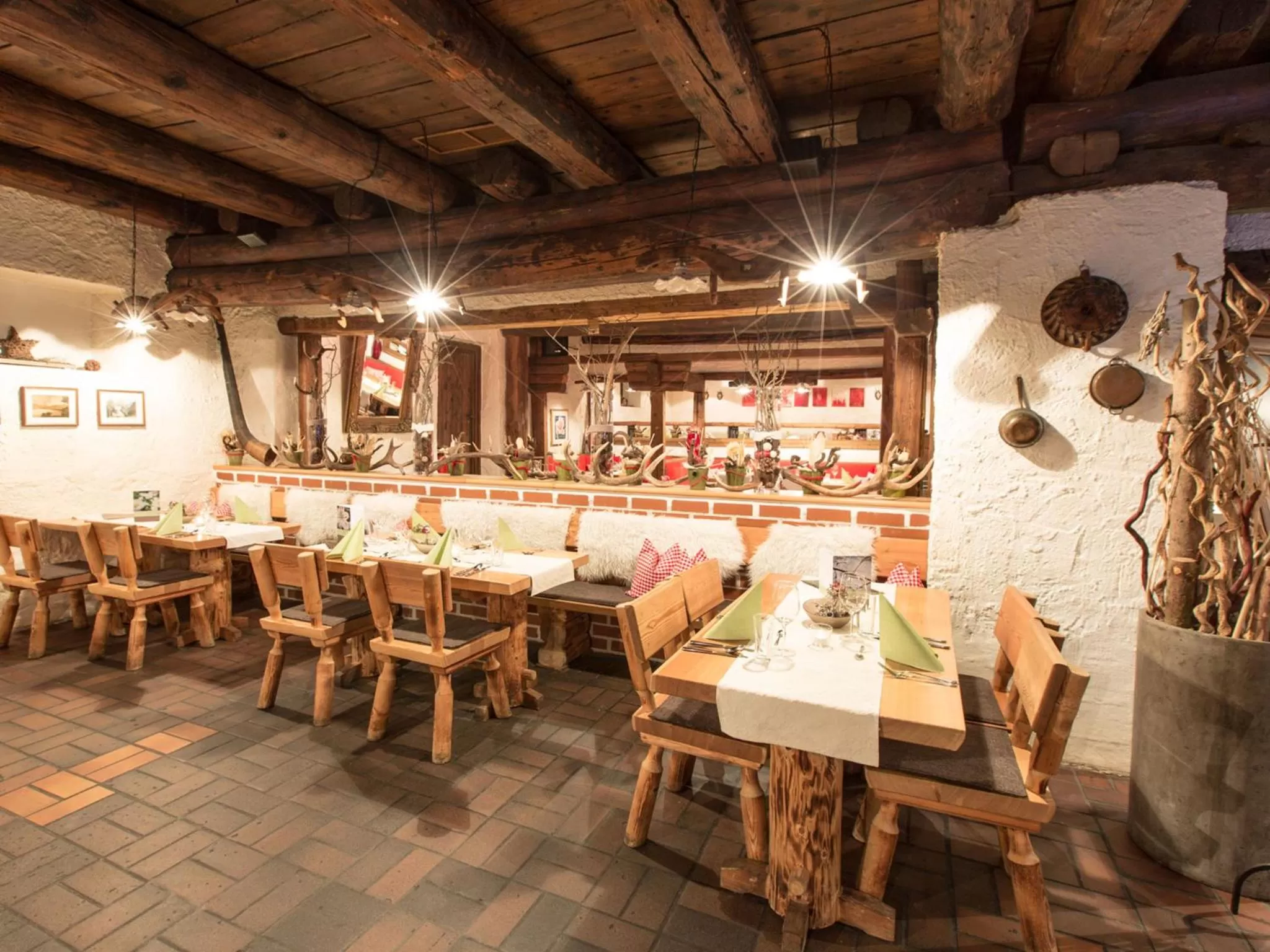 Restaurant/places to eat in ACTIVE by Leitner's