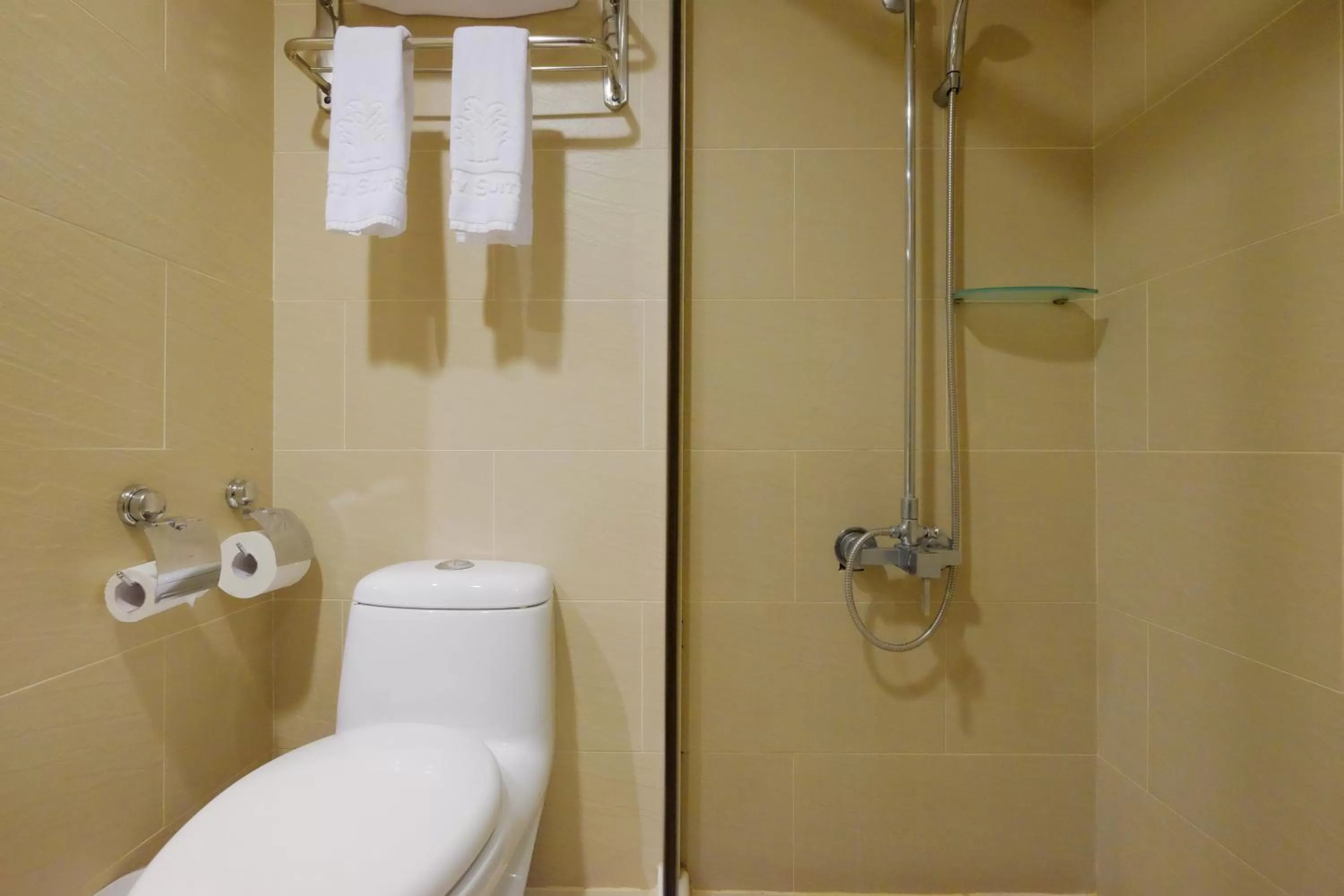 Shower in City Suites - Taoyuan Gateway