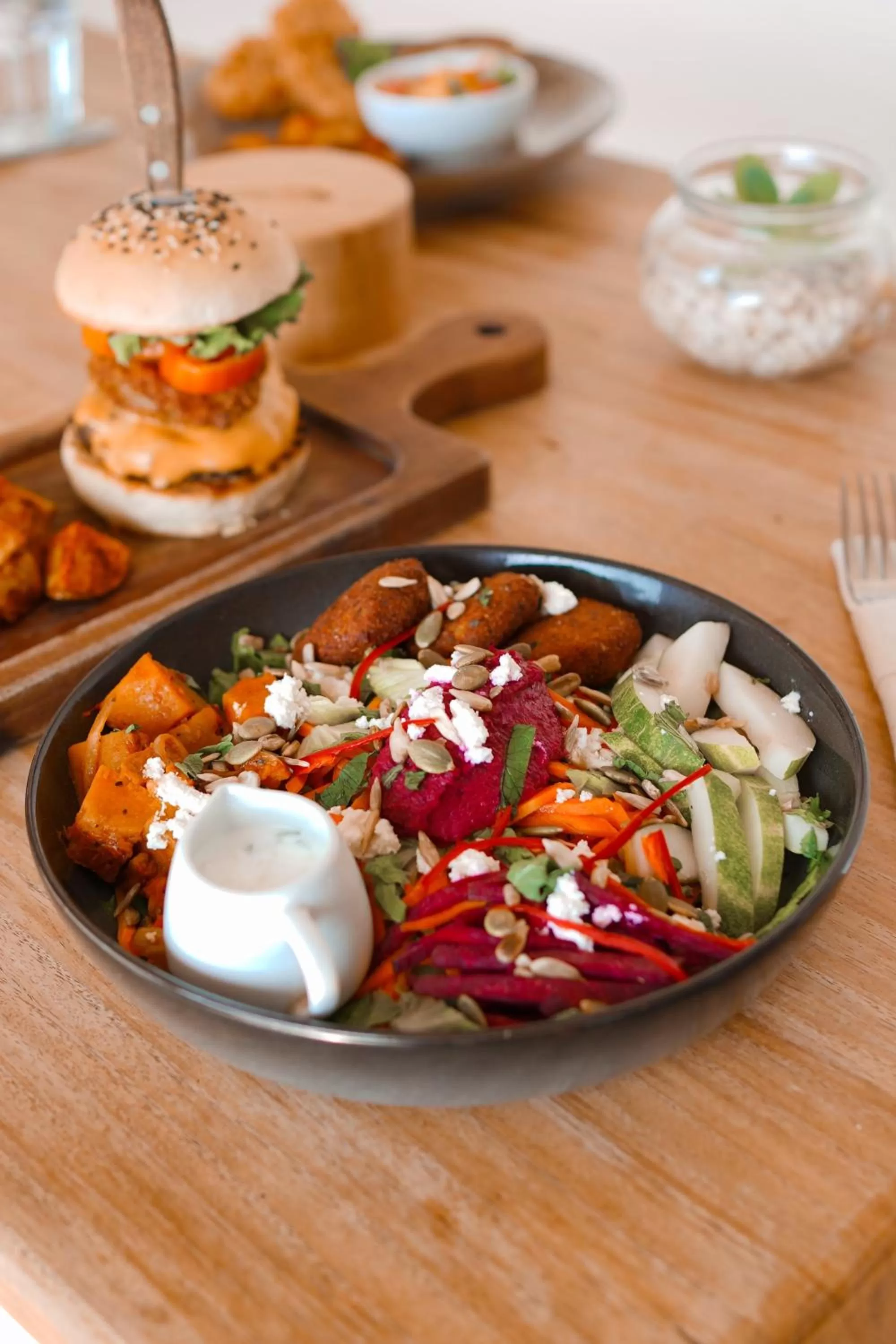 Food and drinks in Seaesta Komodo Hotel & Hostel