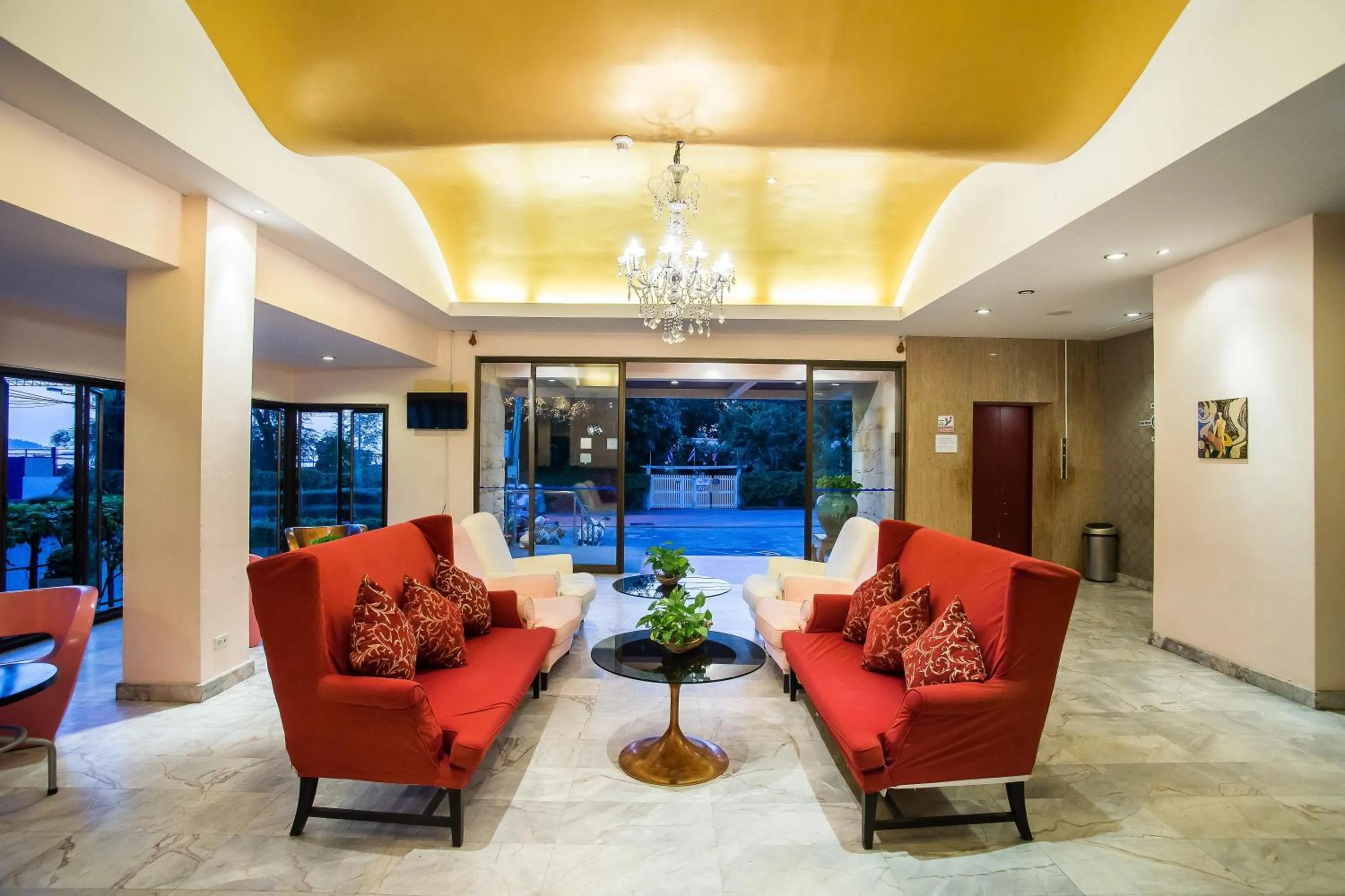 Lobby or reception in Bella Villa Metro