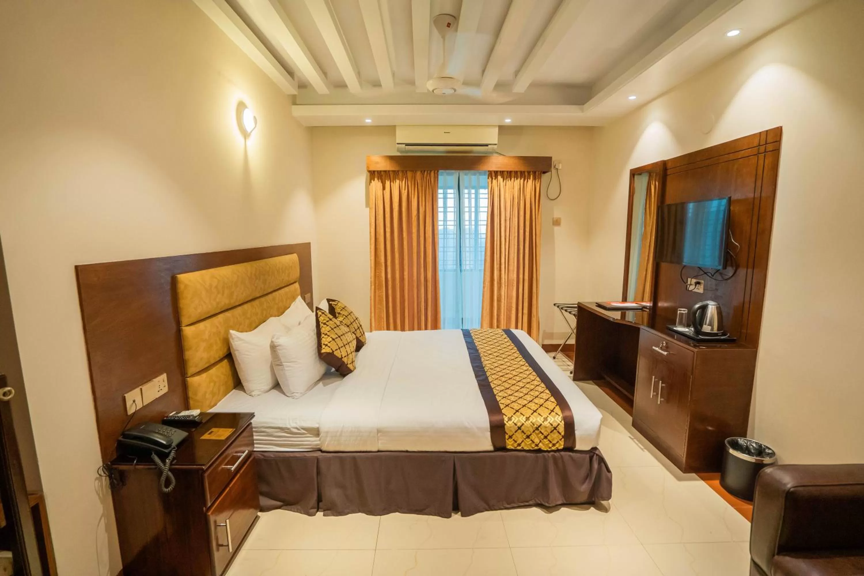 Bed in Central Inn Dhaka City Centre