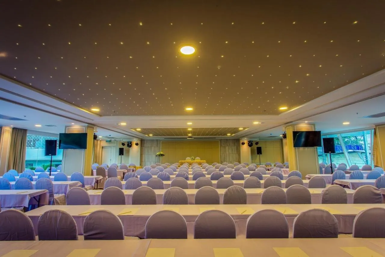 Banquet/Function facilities in Crystal Hotel Hat Yai