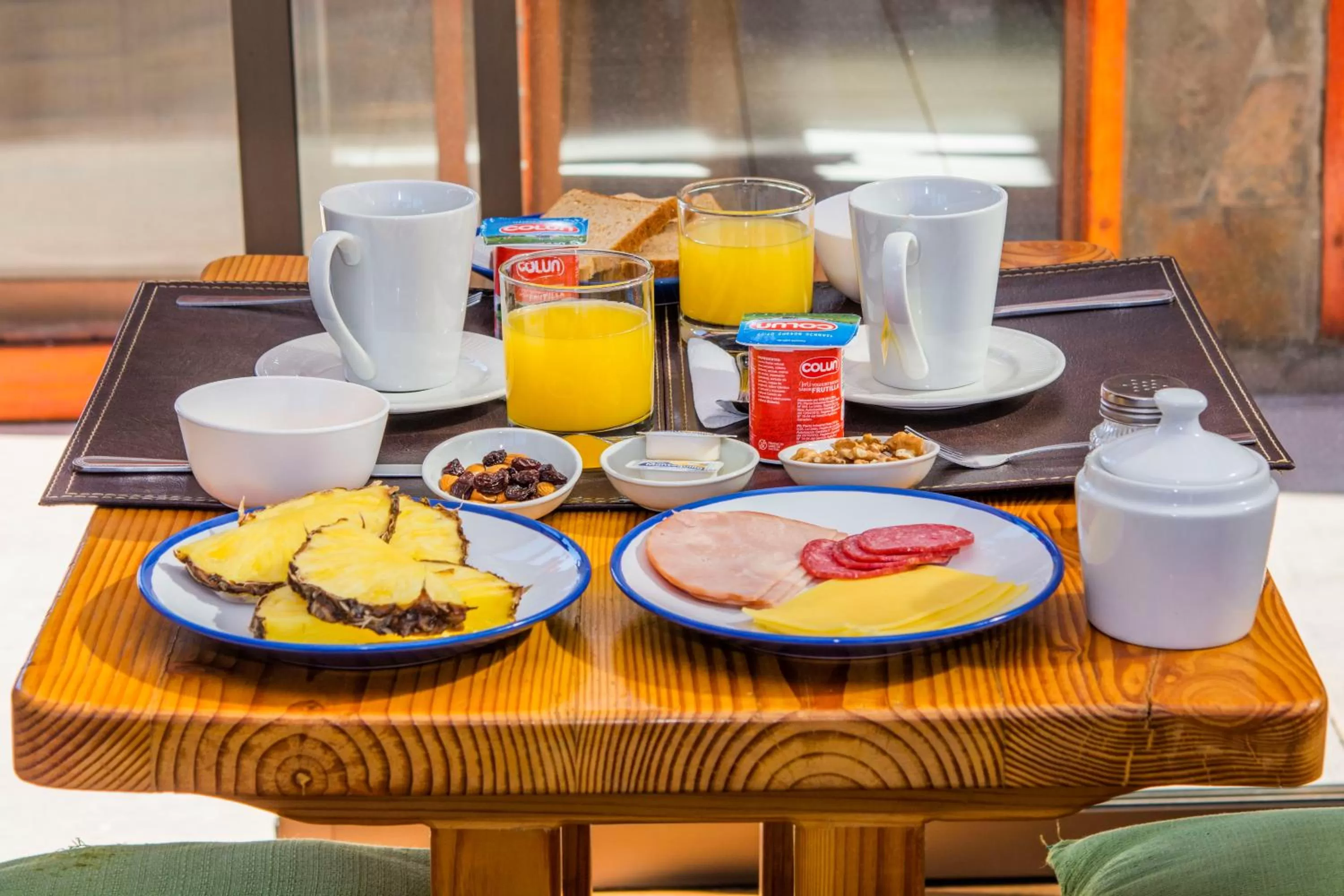 Breakfast in Hotel Casa Algarrobo