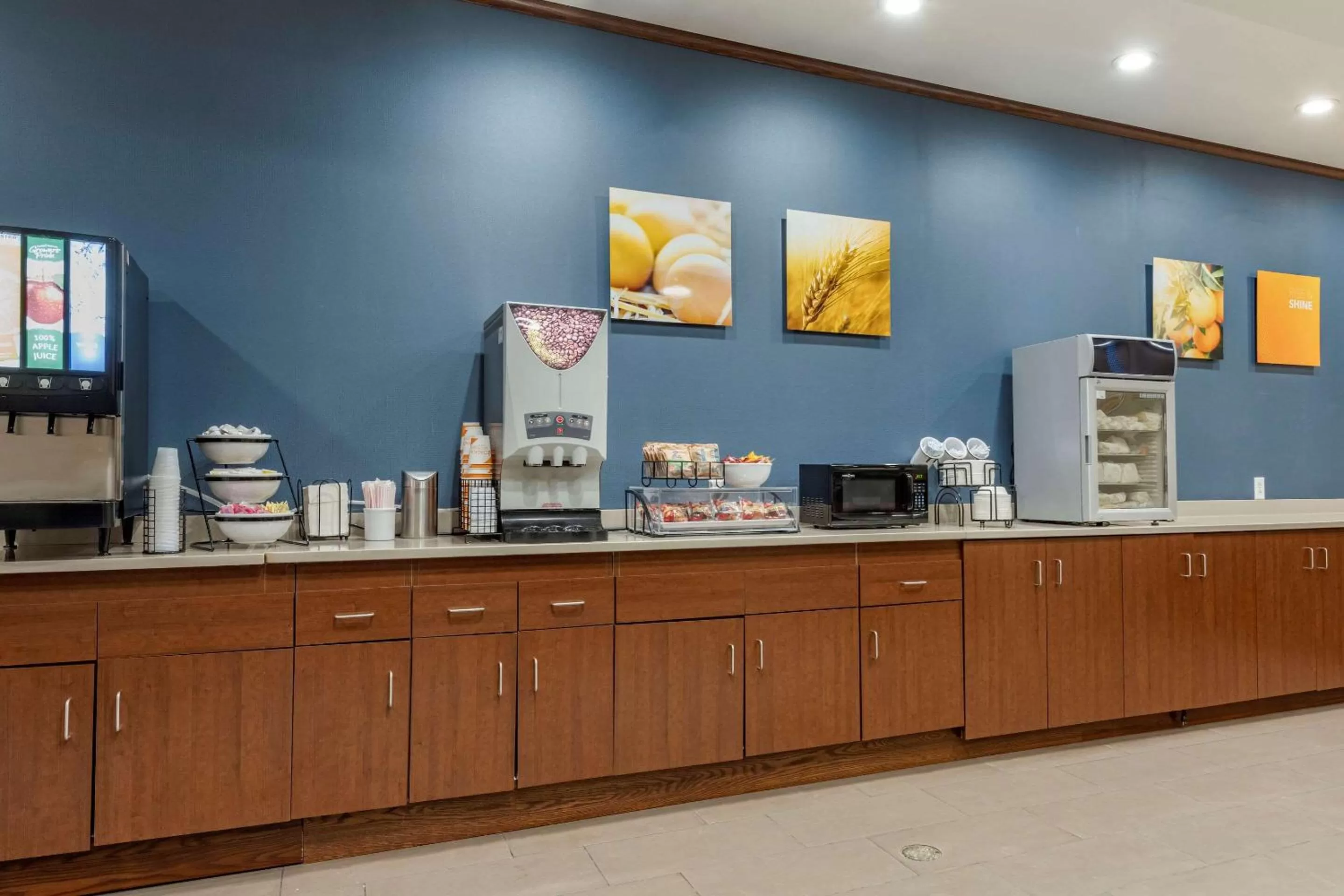 Restaurant/places to eat in Comfort Inn & Suites Pittsburgh South