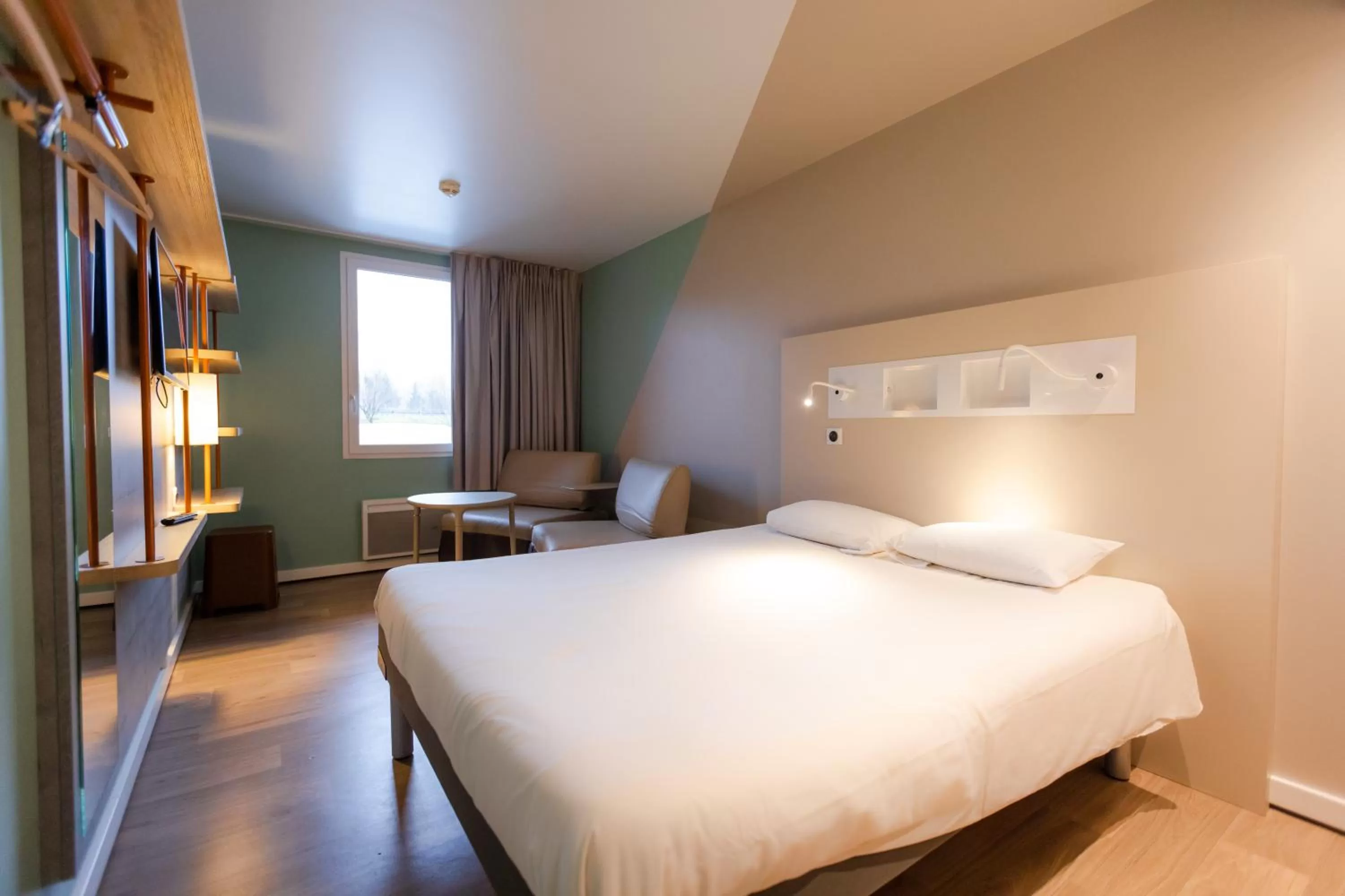 Bed in ibis budget Albertville
