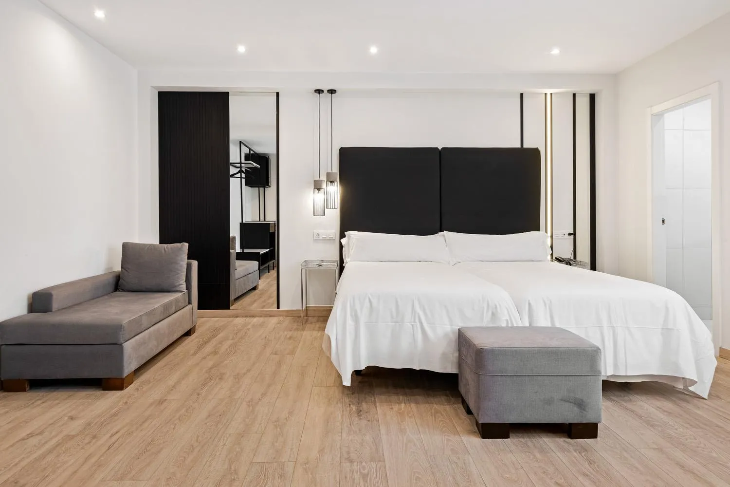 Bedroom, Bed in Urban Anaga Hotel