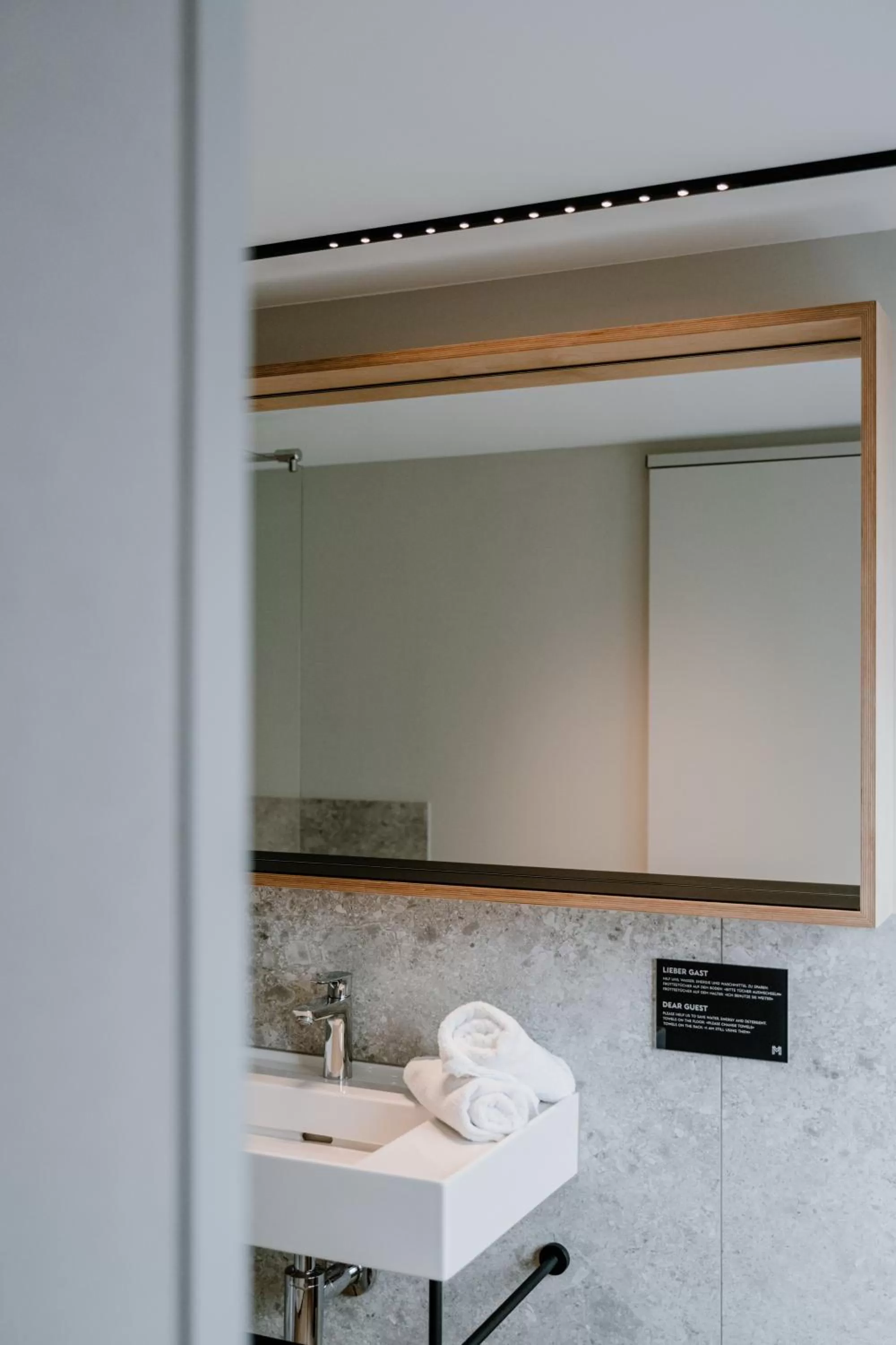 Bathroom in Hotel Müllers Self-Check-In