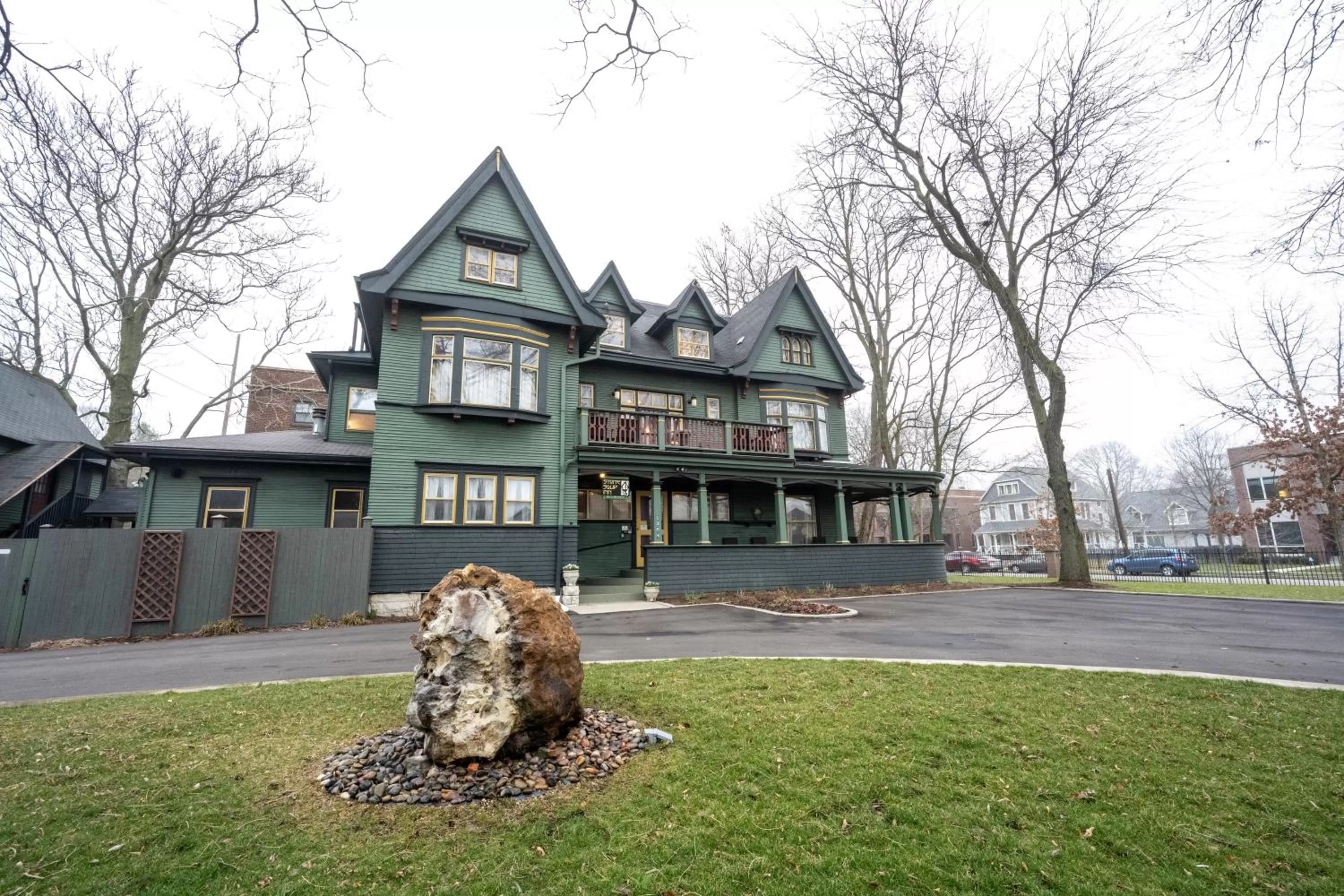 Property building in Stone Soup Inn