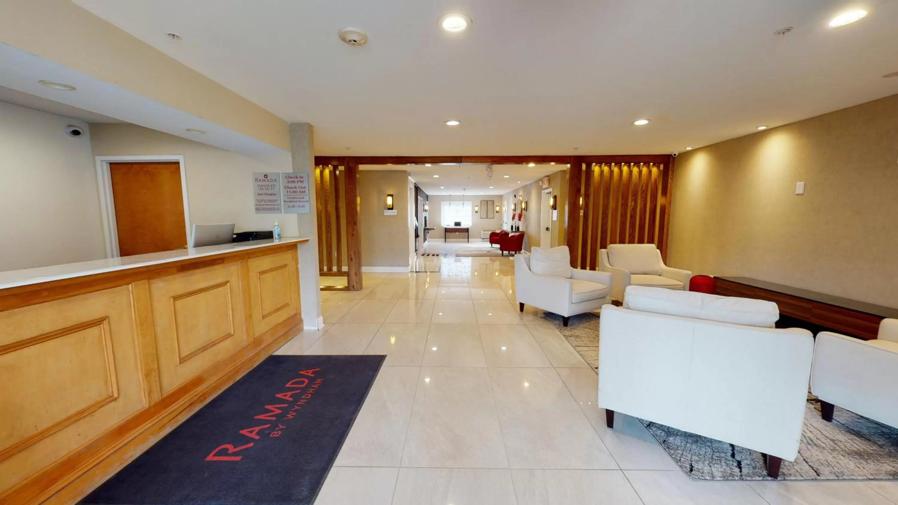 Lobby or reception in Ramada by Wyndham Strasburg - Shenandoah Valley