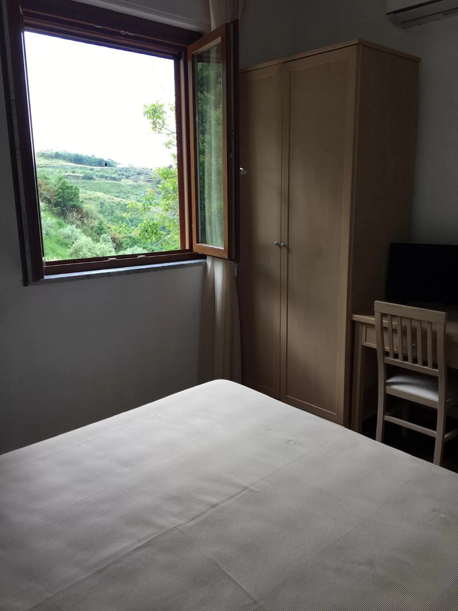 Bedroom, Bed in Il Podere dell'Angelo Old Country House