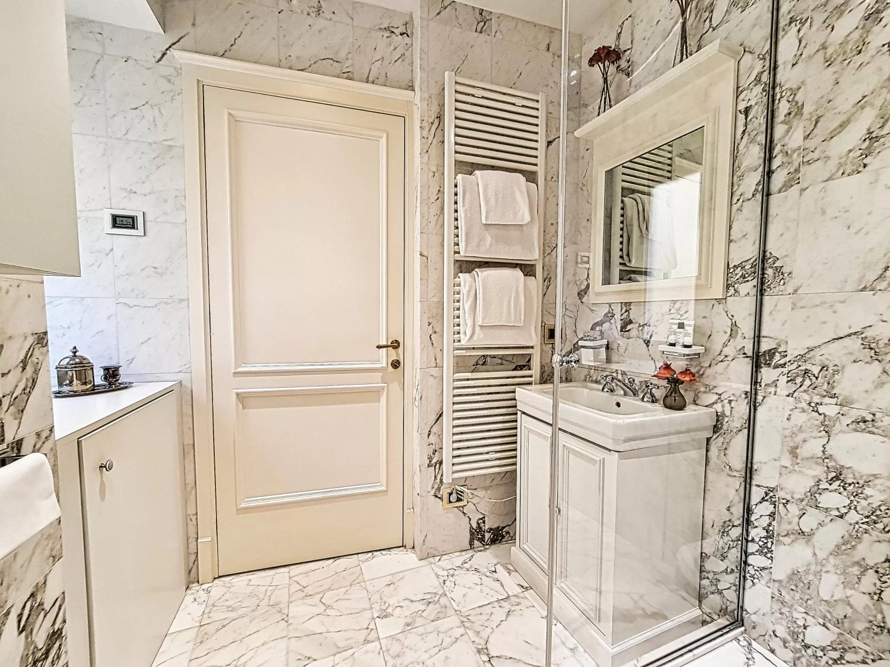 Bathroom in Hotel Balestri - WTB Hotels