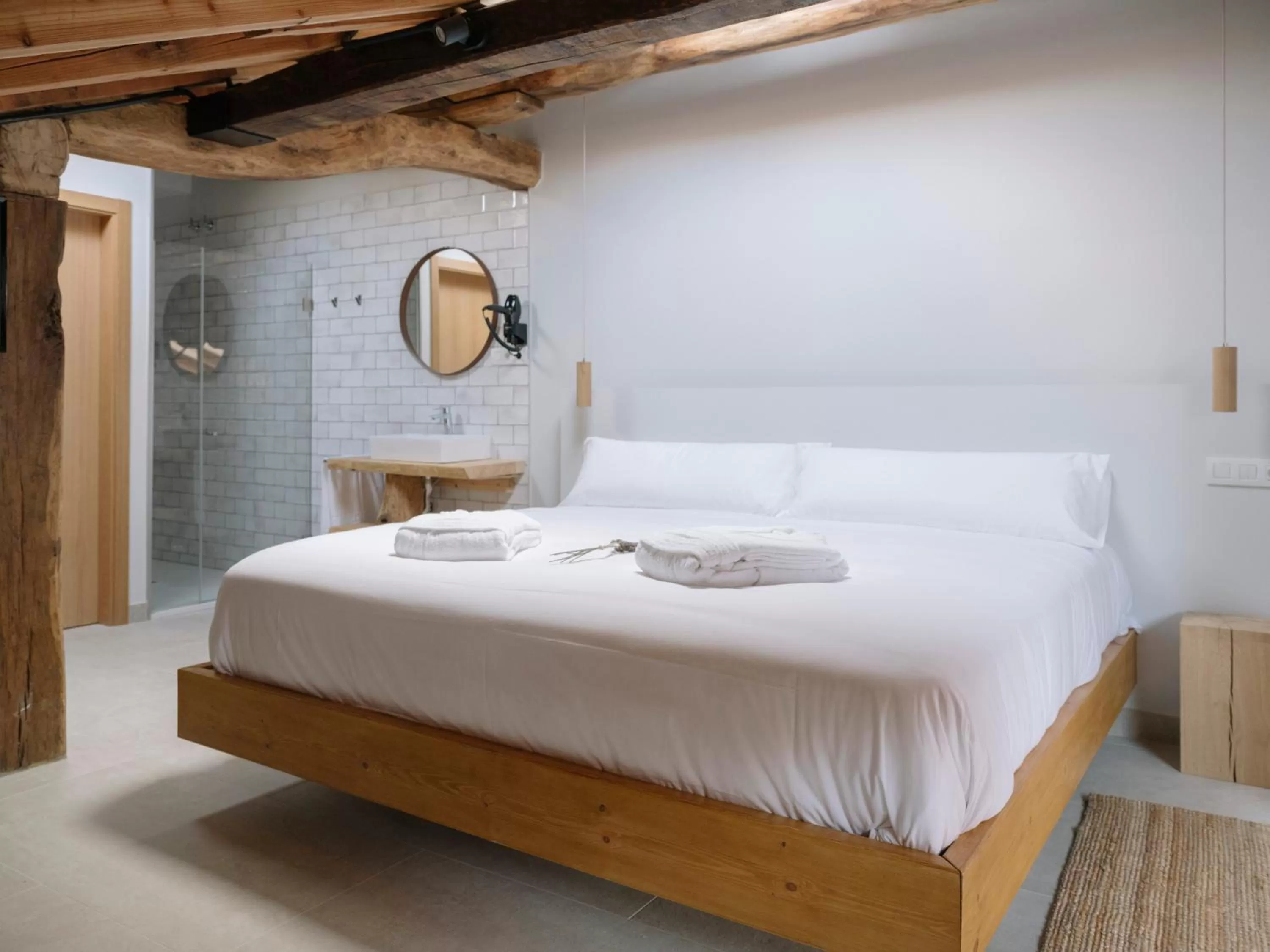 Bed in Hotel Nafarrola - Gastronomy & Wine