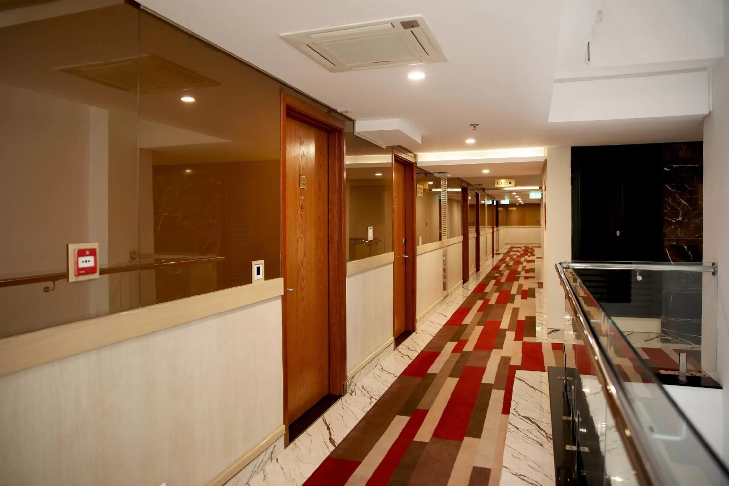 Guests in Avari Xpress Multan