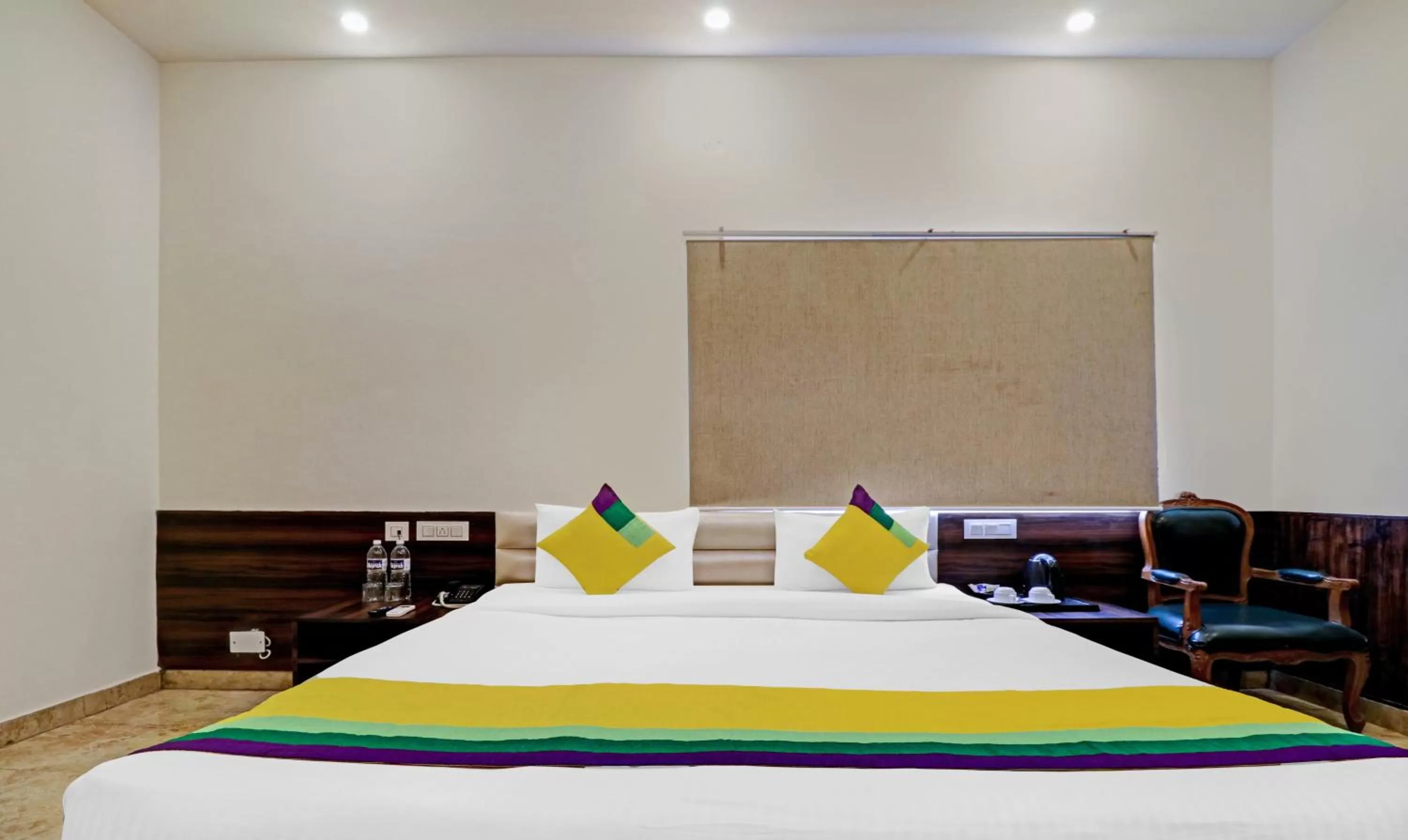 Bedroom, Bed in Itsy Hotels Jashan