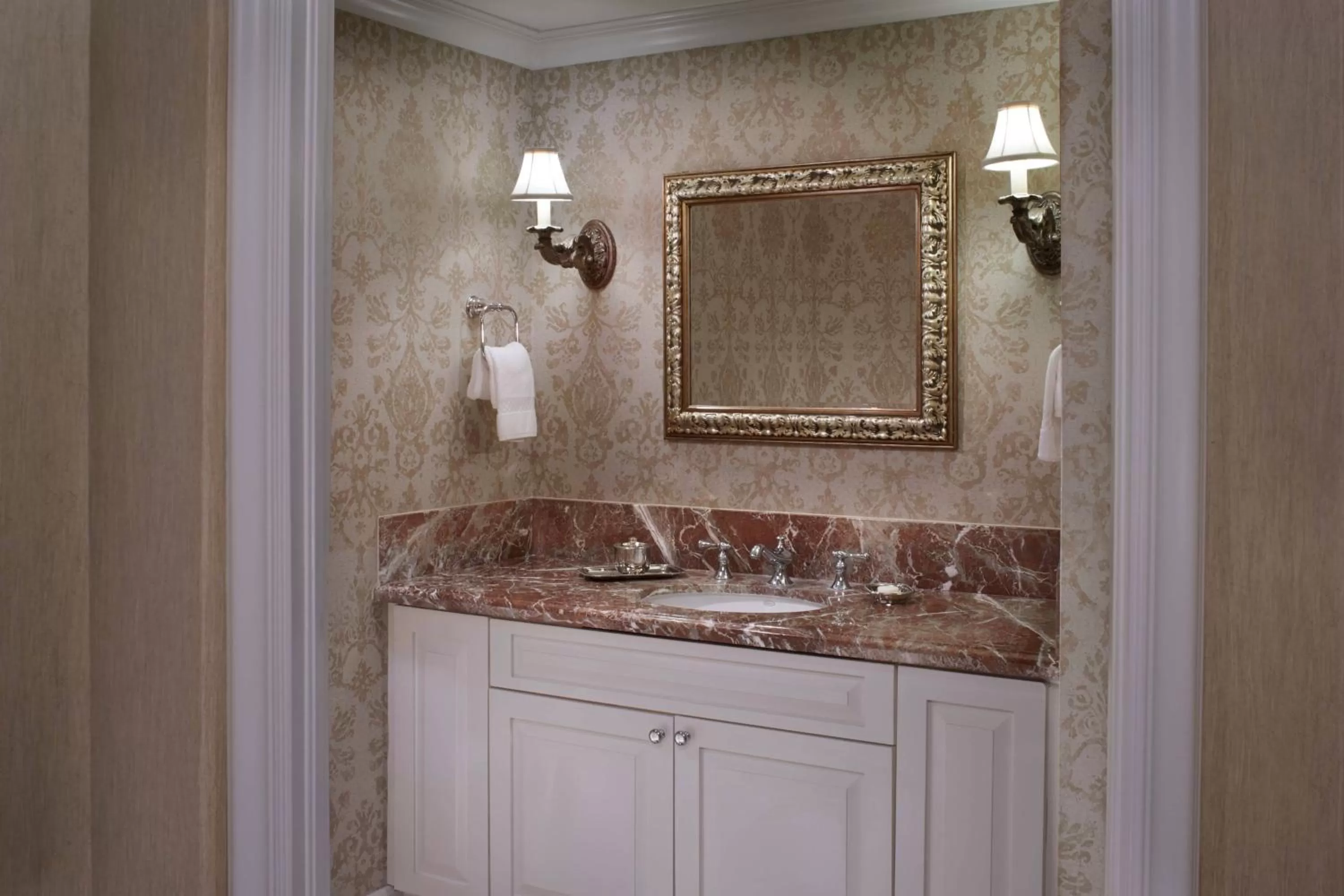 Bathroom in The Ritz-Carlton Coconut Grove, Miami