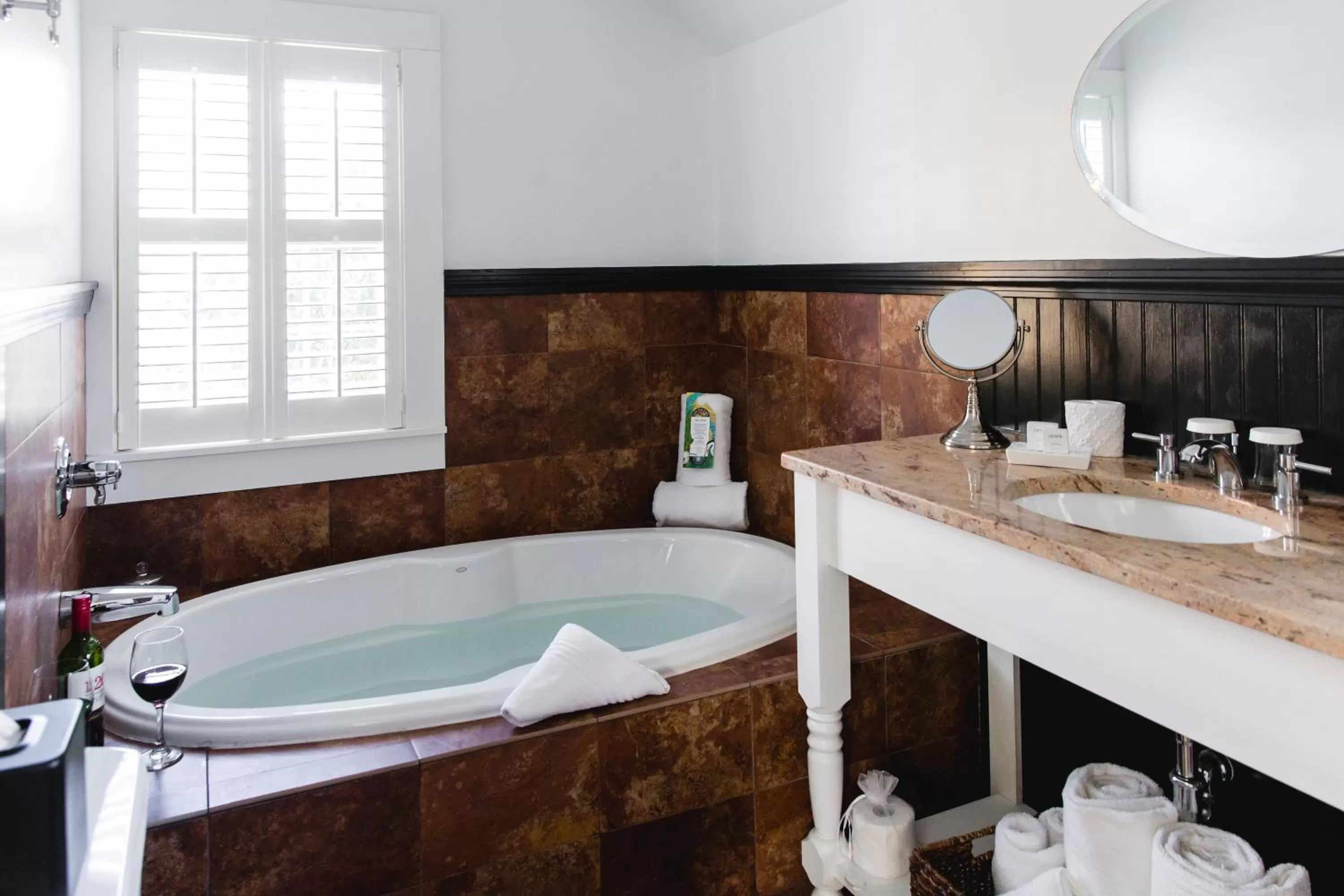 Bathroom in The Platinum Pebble Boutique Inn - Adults Only Property