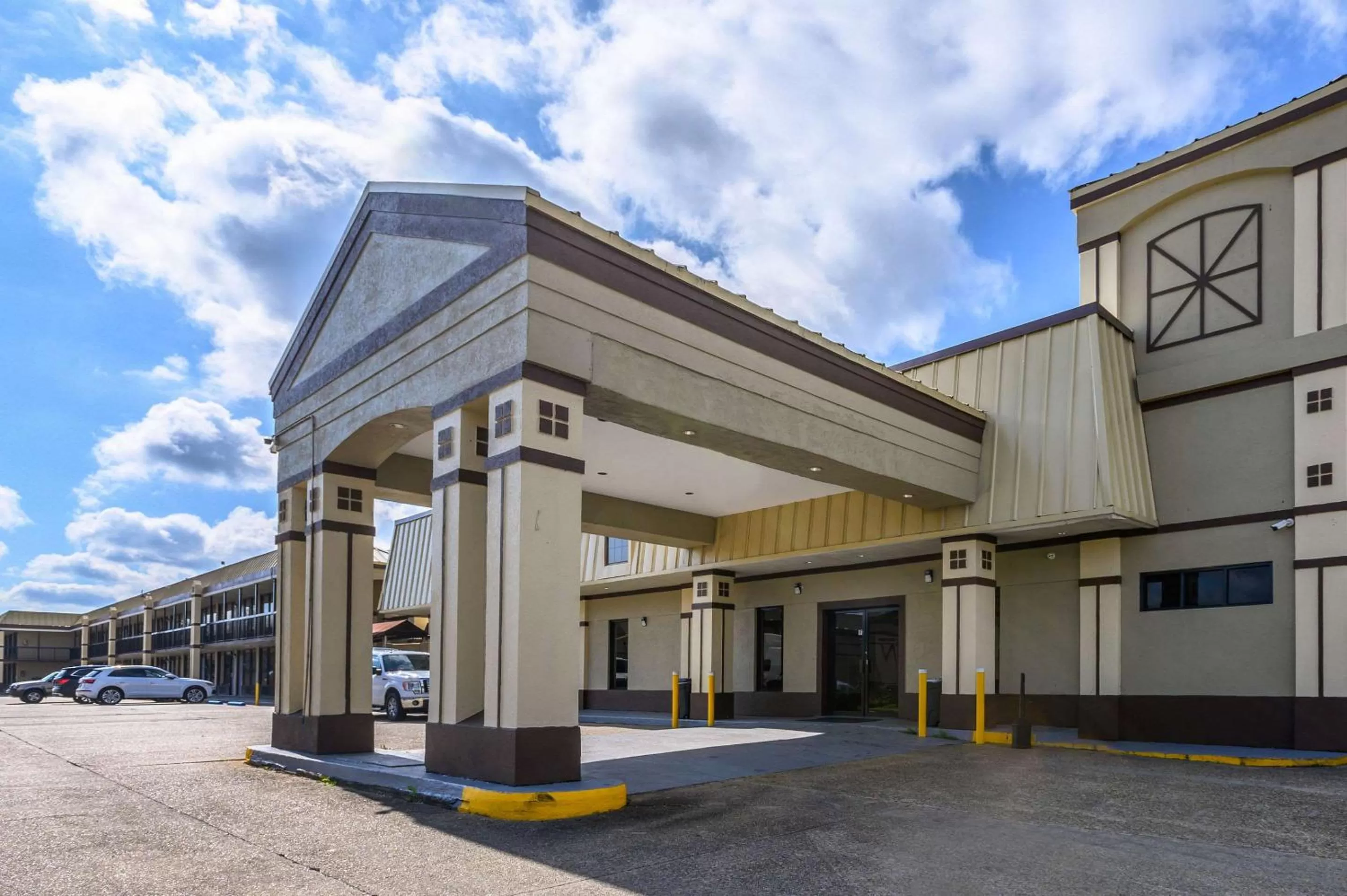 Property building in Quality Inn New Orleans I-10 East