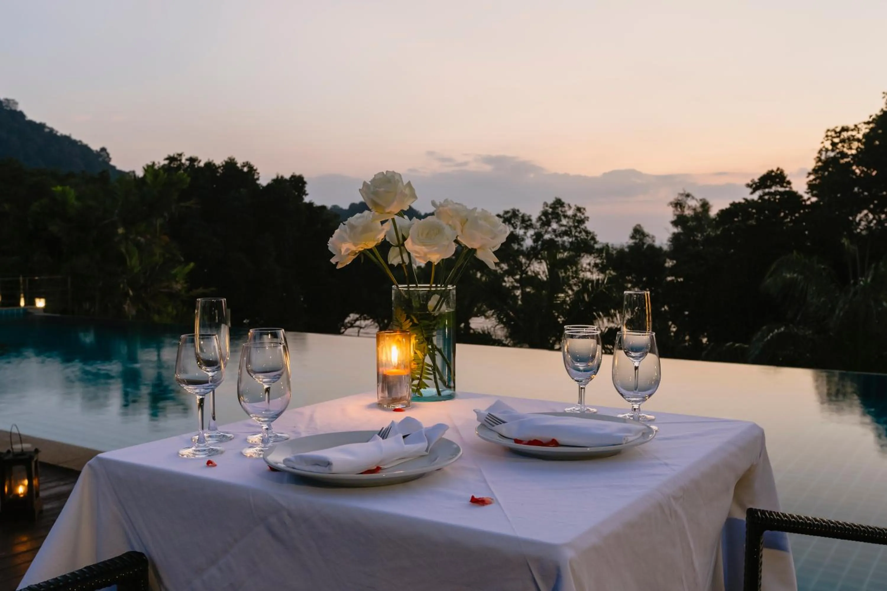 Restaurant/places to eat in Railay Princess Resort & Spa
