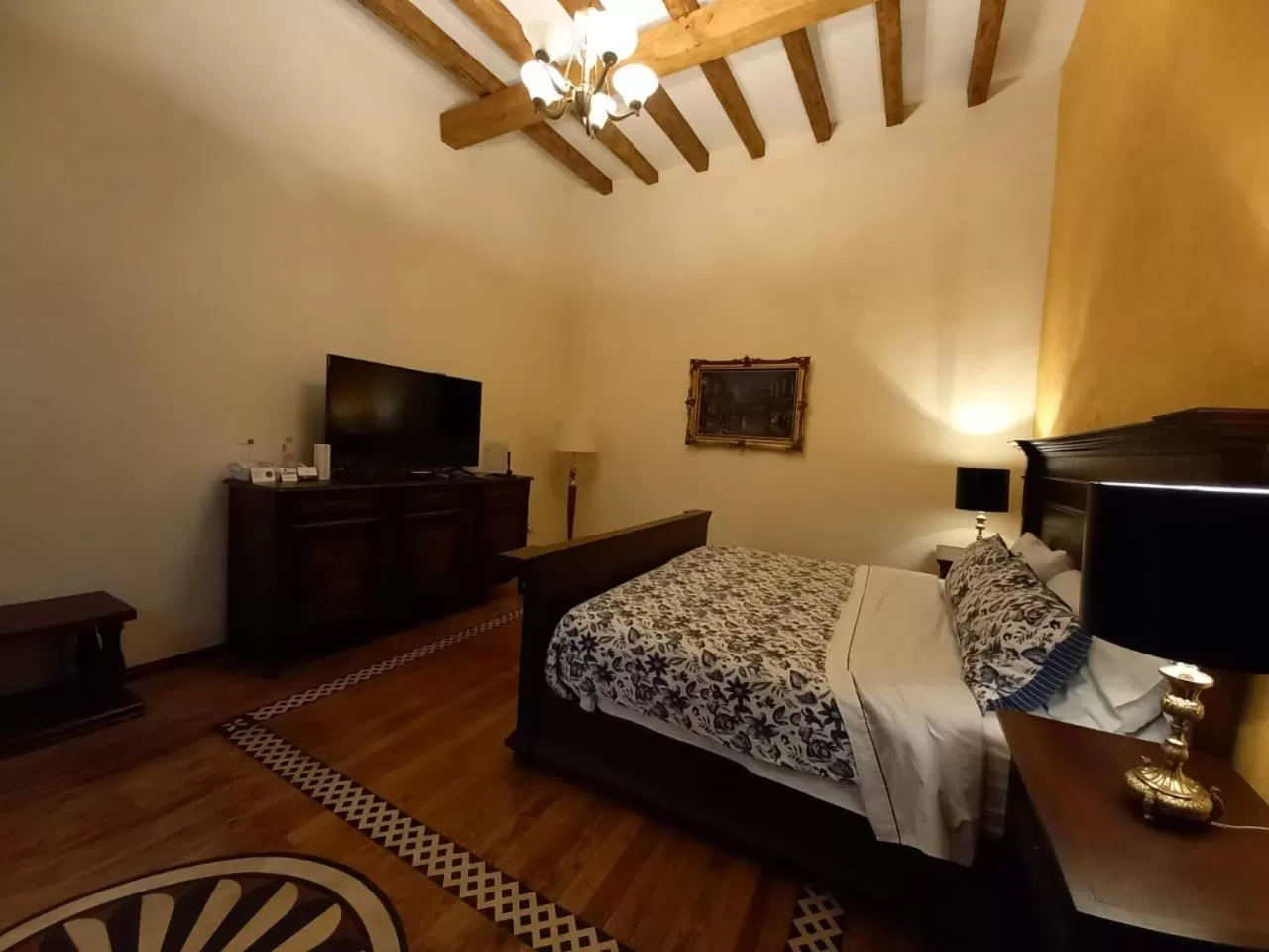 Bed in Hotel Marqués del Ángel