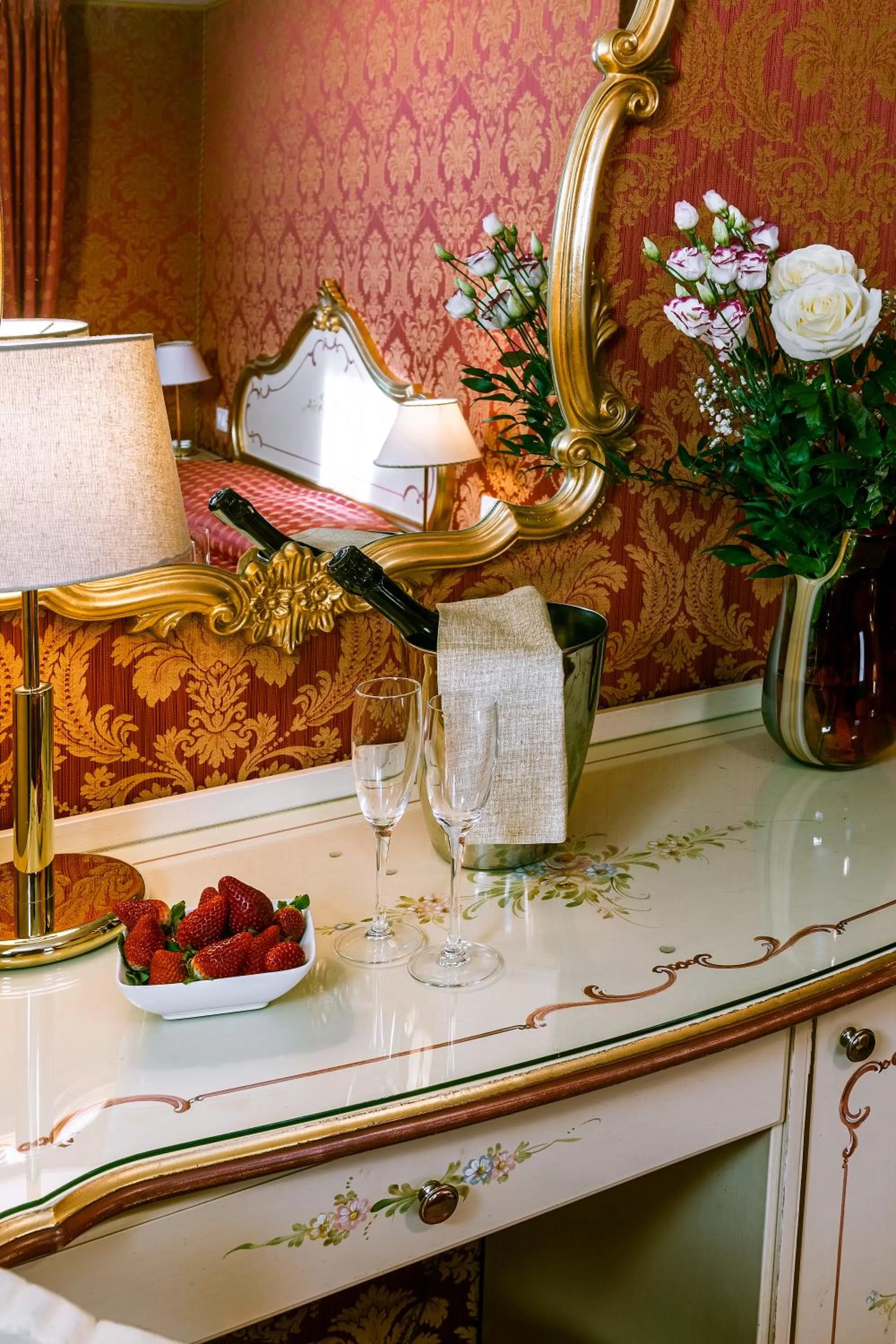 Decorative detail in Al Gazzettino