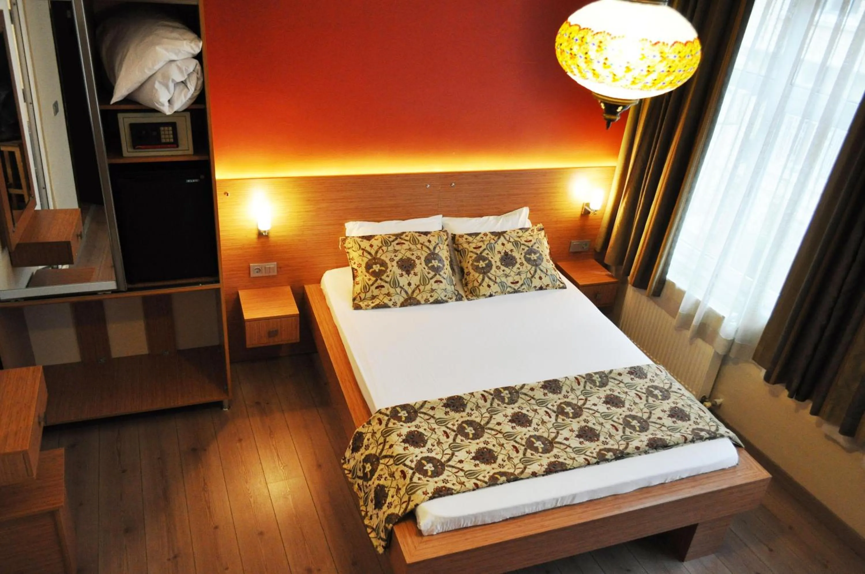 Photo of the whole room, Bed in Antique Hostel