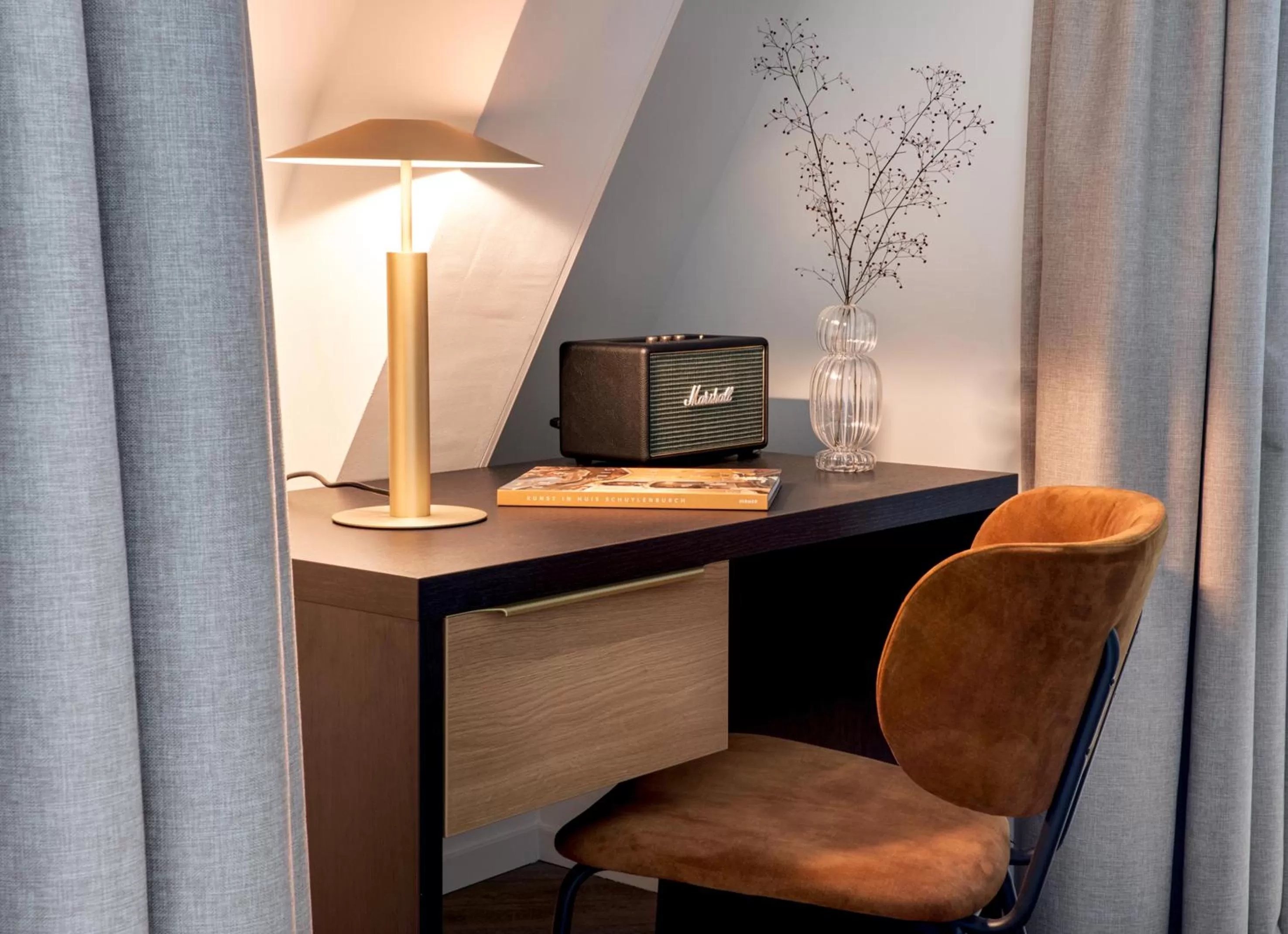 Decorative detail in Park Centraal Den Haag, part of Sircle Collection