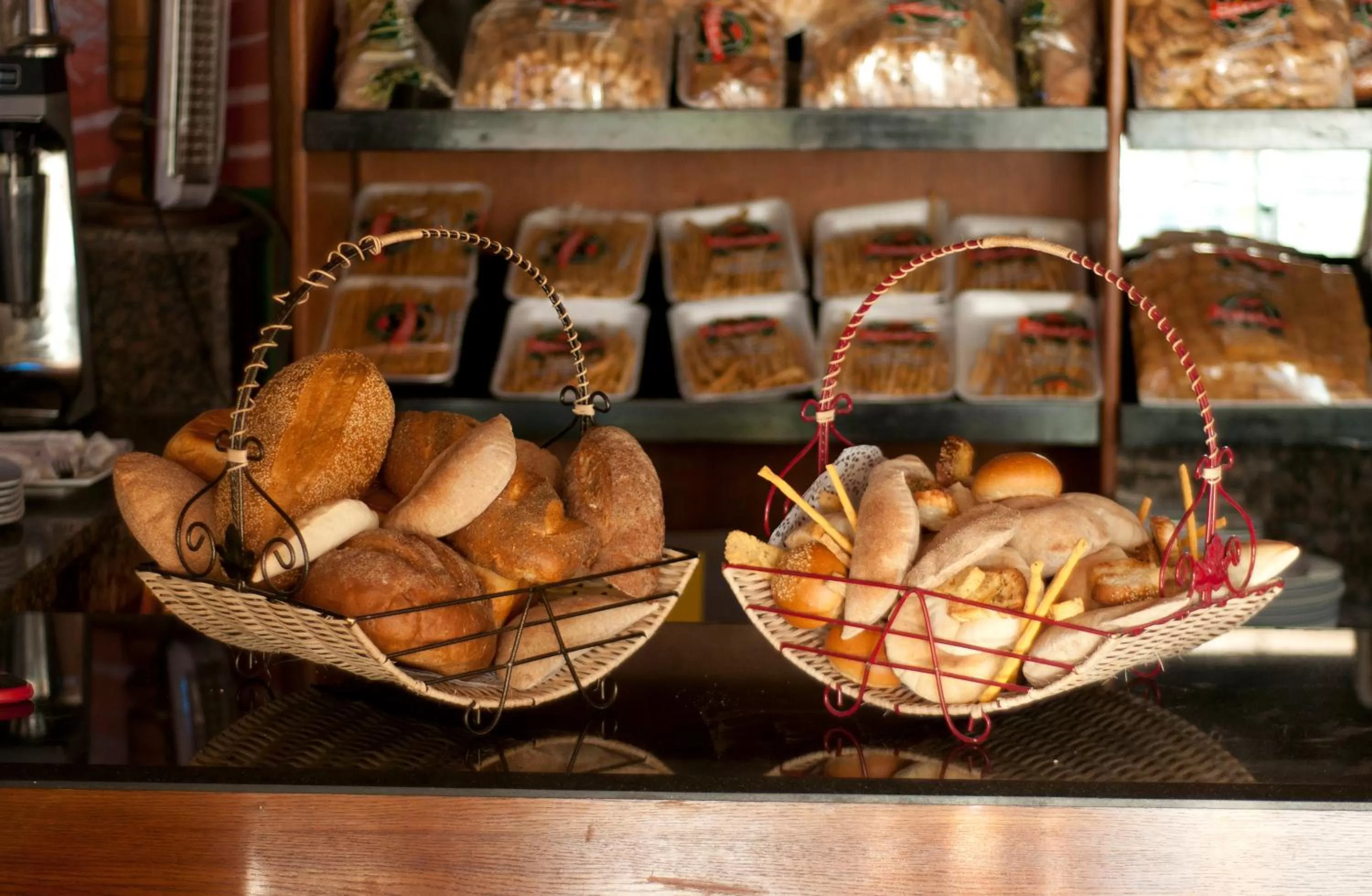 Restaurant/places to eat in Aracan Portsaid