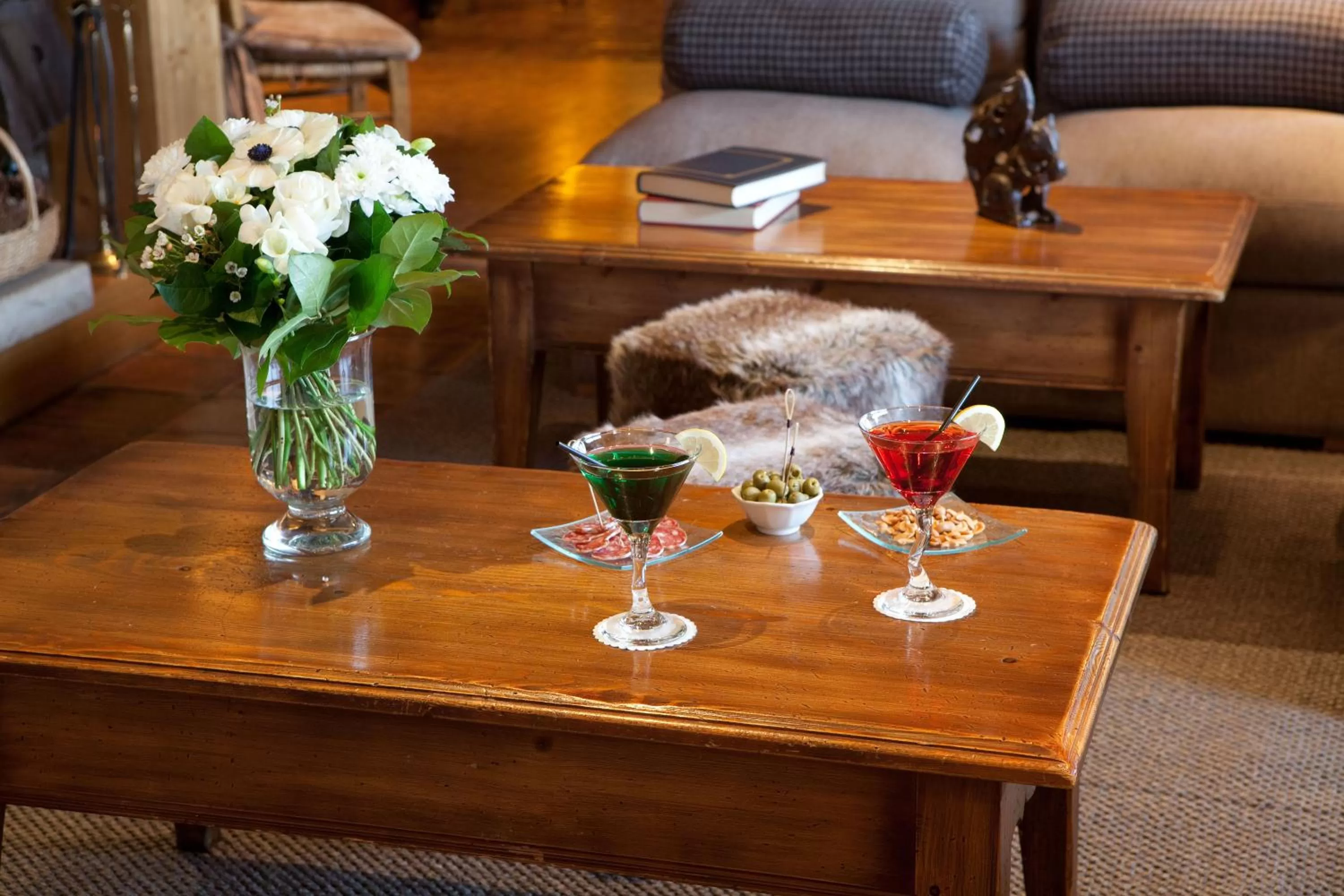 Lounge or bar in Hôtel La Grange d'Arly