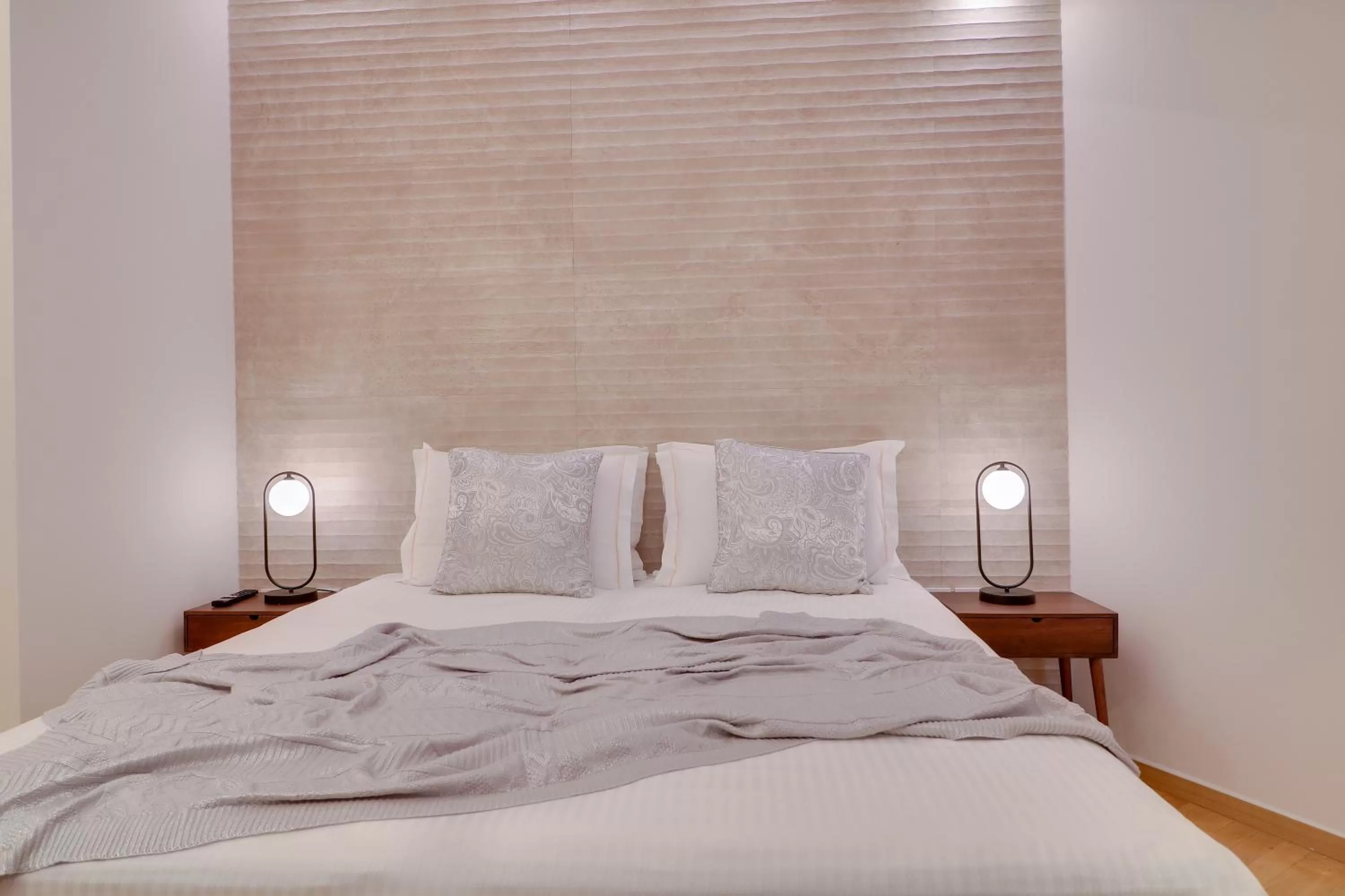 Bed in AthINN Residence